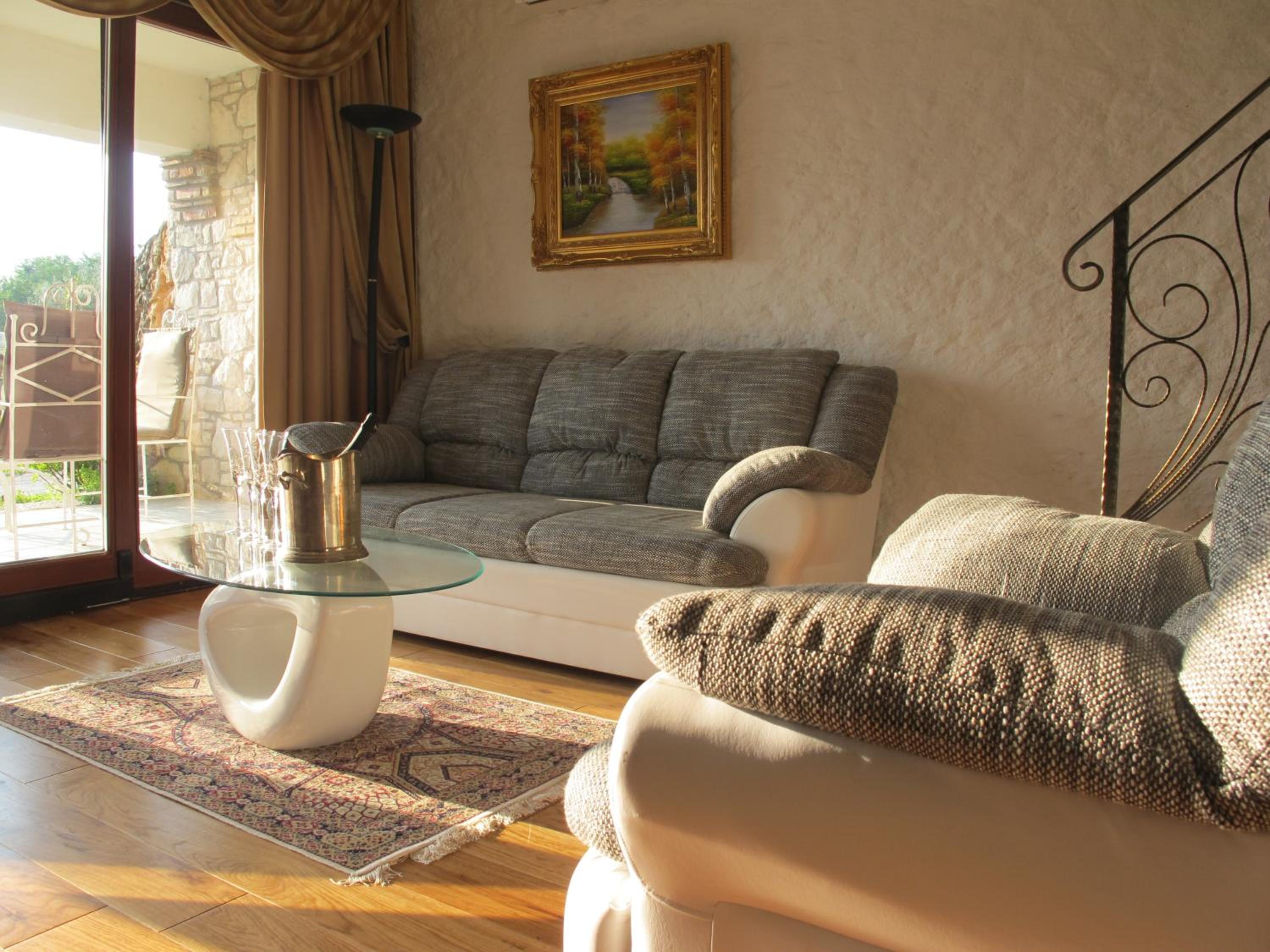 Apartamento com dois quartos e terraço