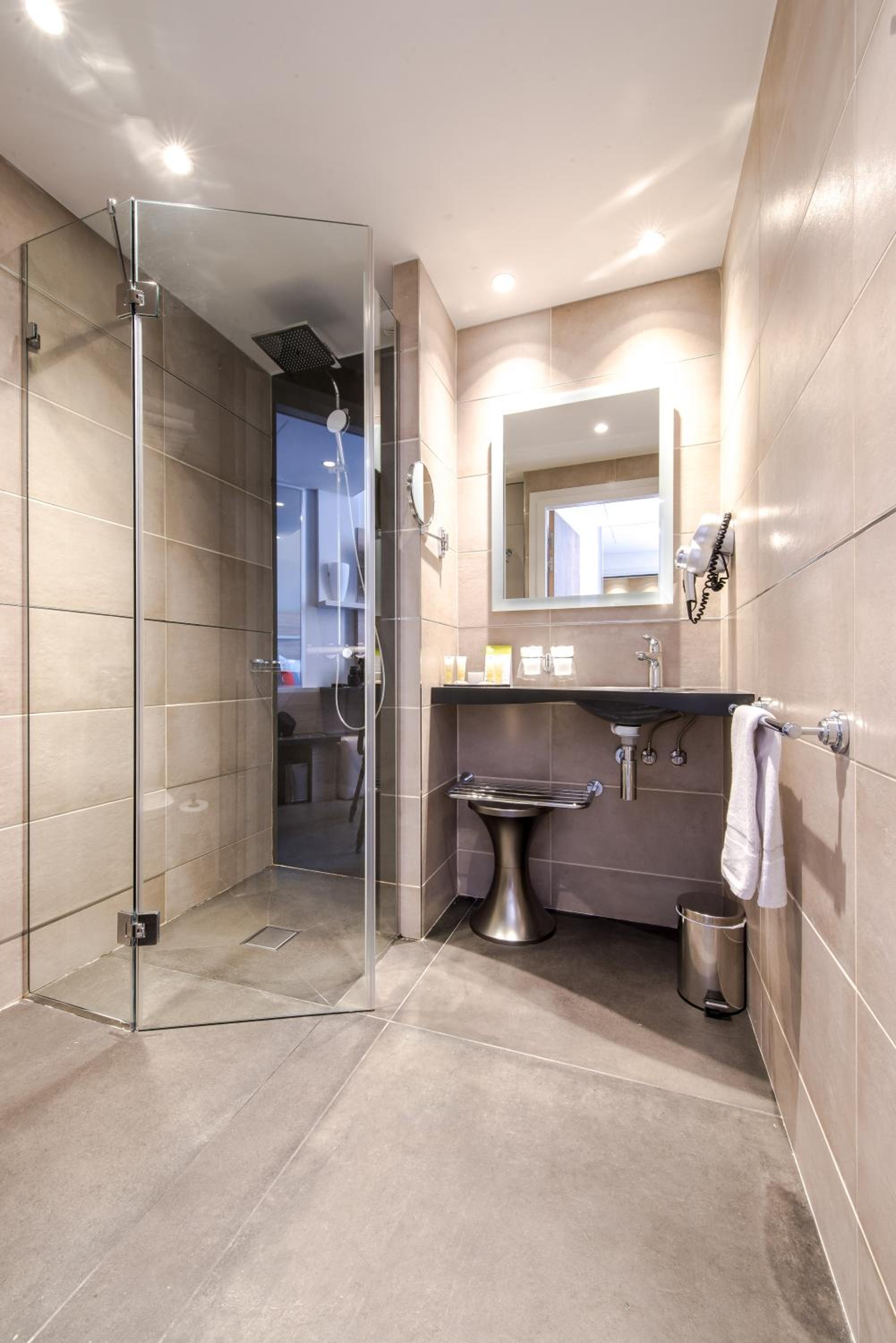 Classic Double Room — the supplier's photographs — photo 4