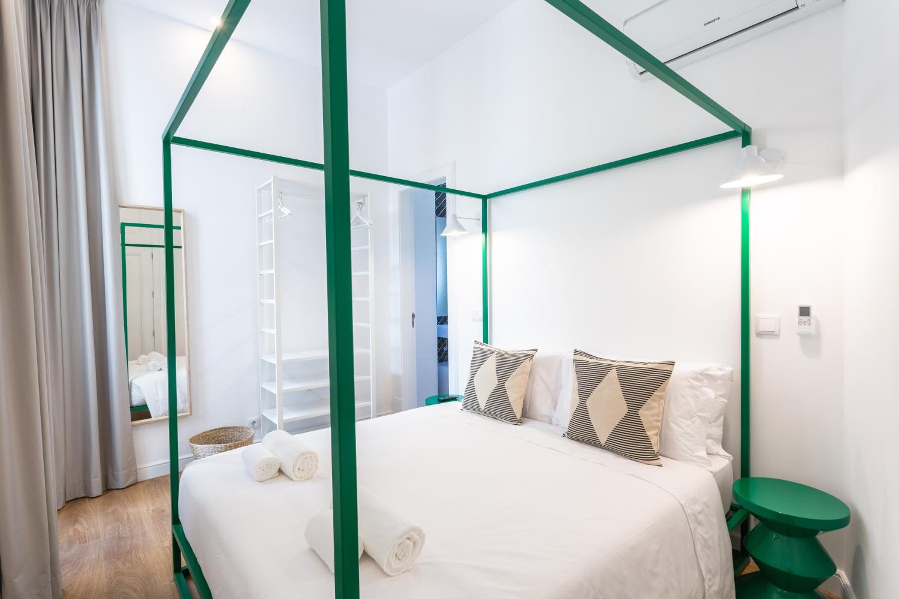 Standard Double or Twin Room photo 1