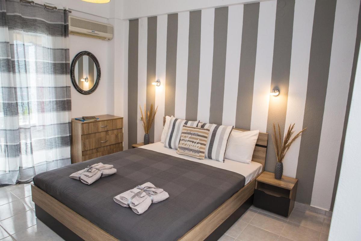 Quadruple Room - Photo 19
