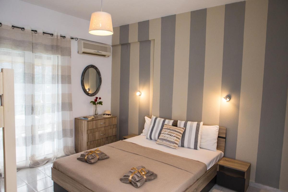 Quadruple Room - Photo 3