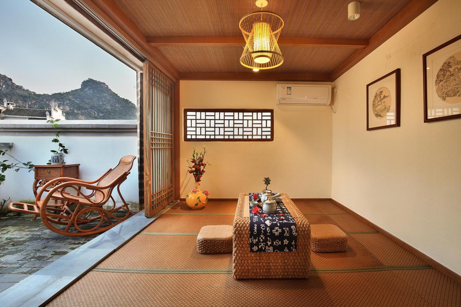 Family Suite with Terrace-free pick up available for minimum 2 nights stay