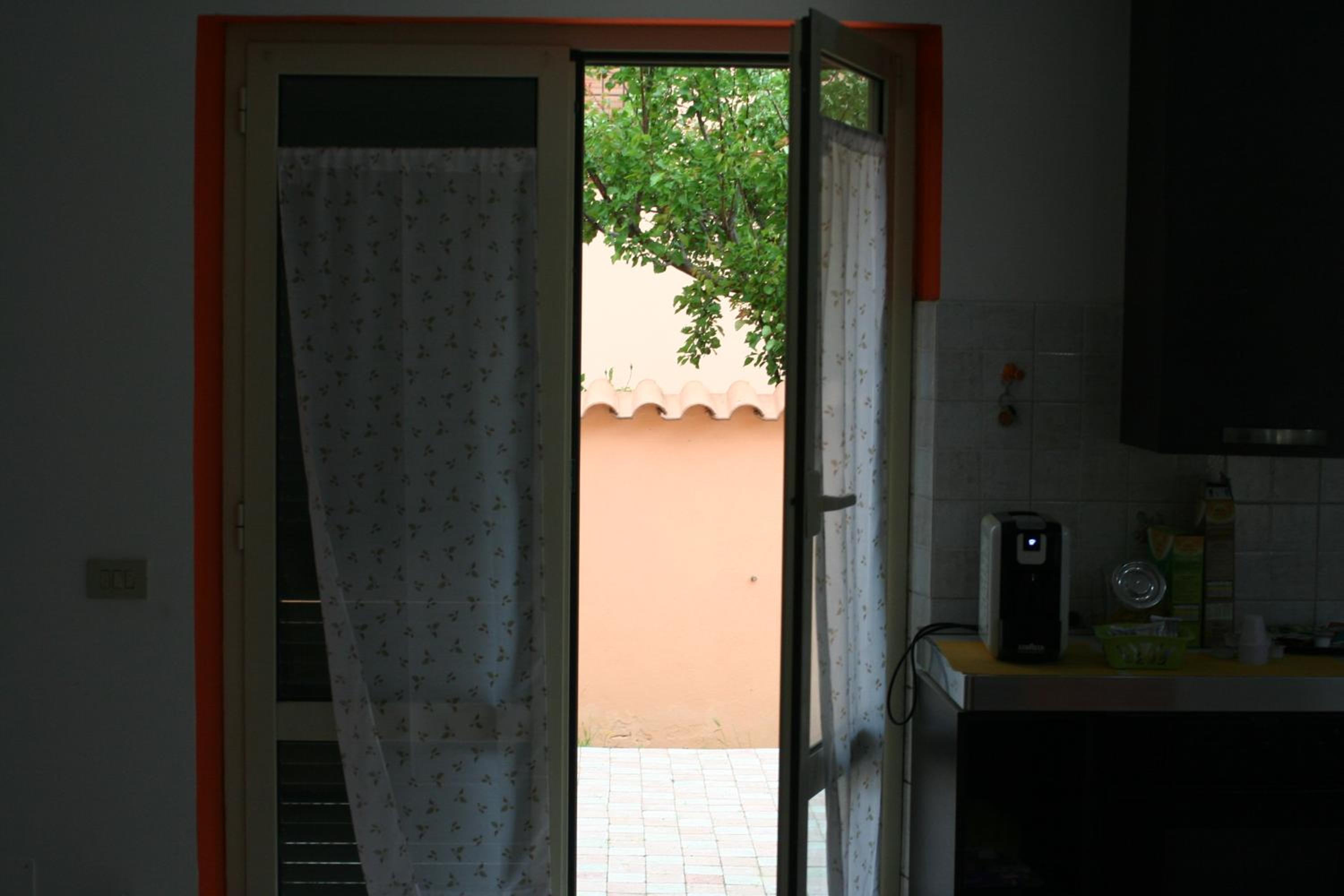 Standard Family Room - Photo 5