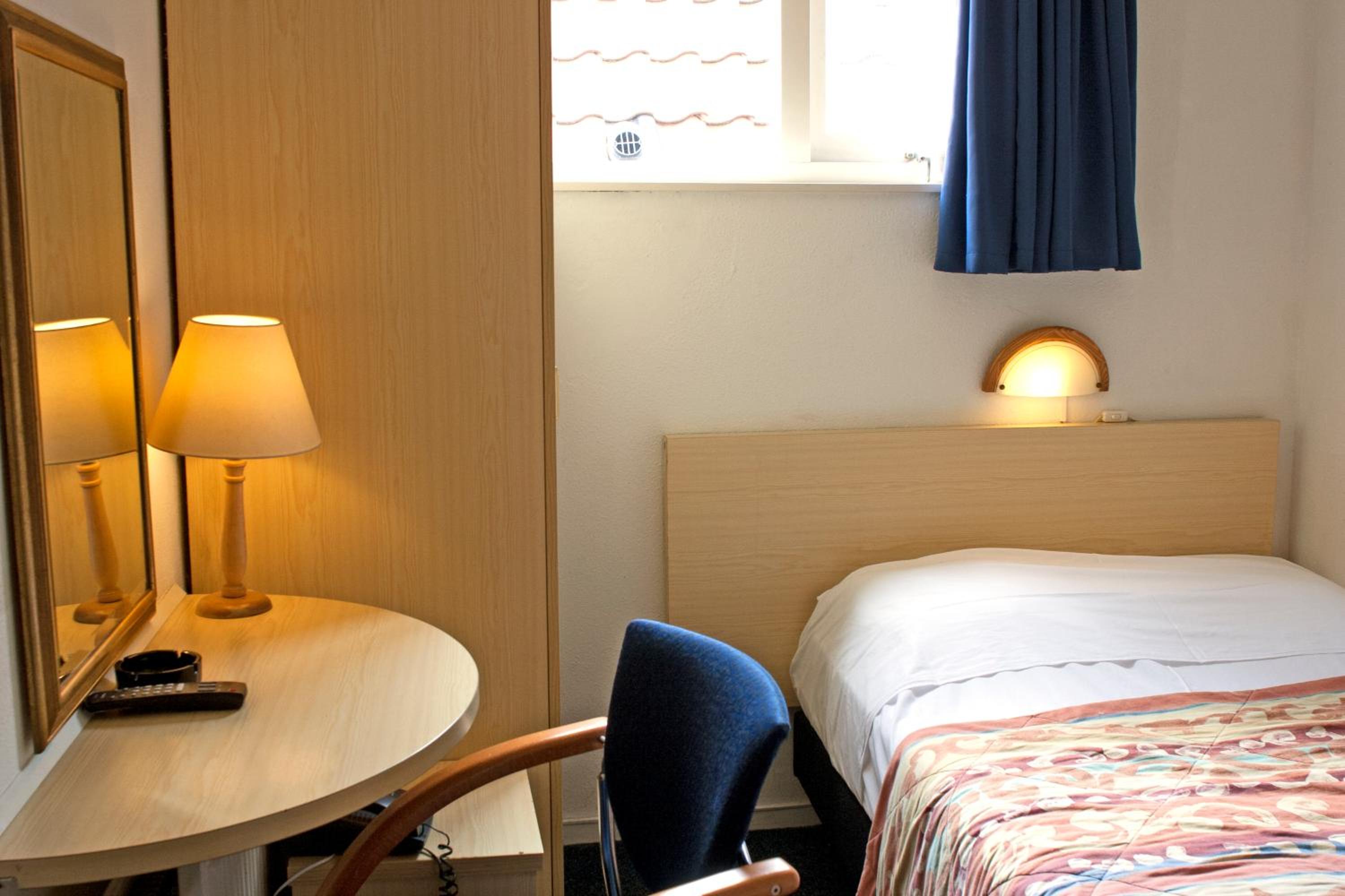Single Room photo 1