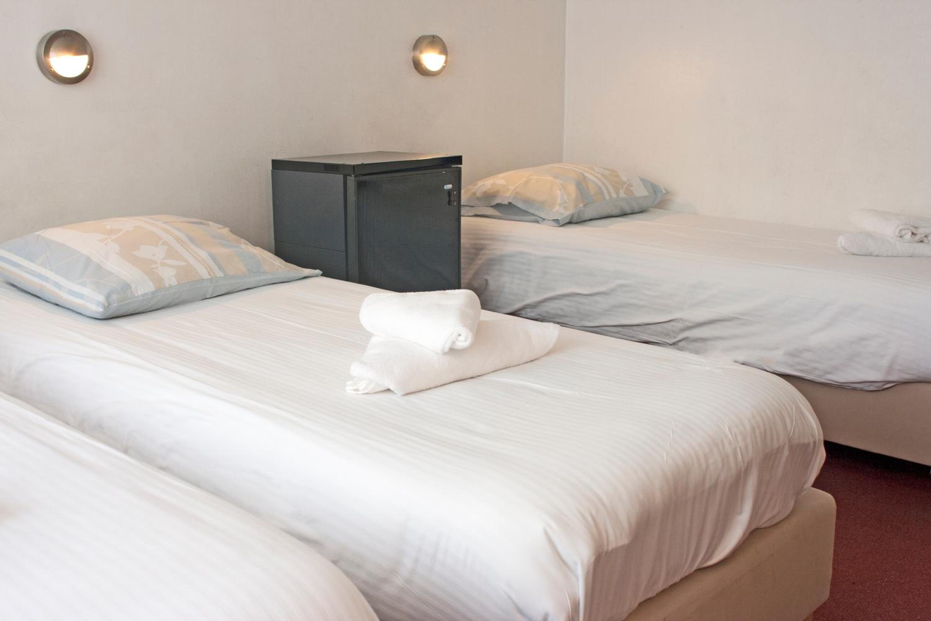 Triple Room with Shared Bathroom photo 1