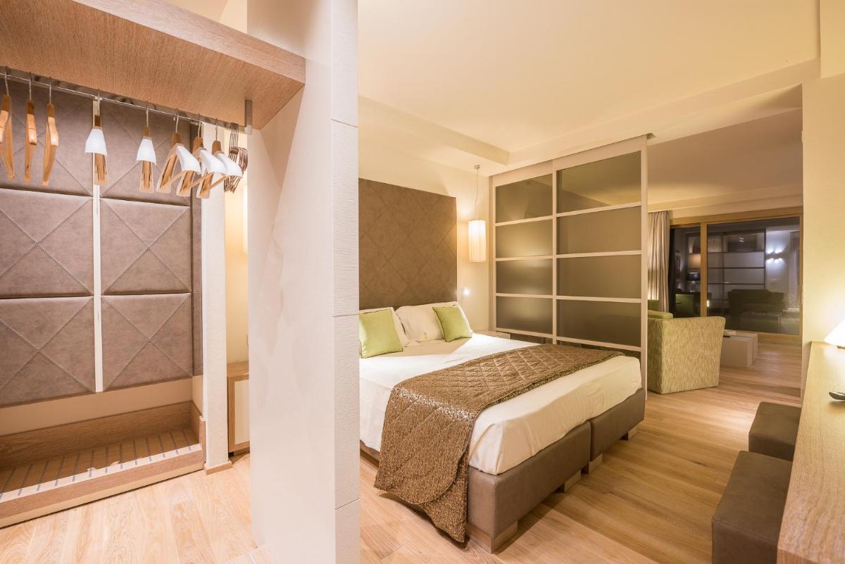Suite with Sea View