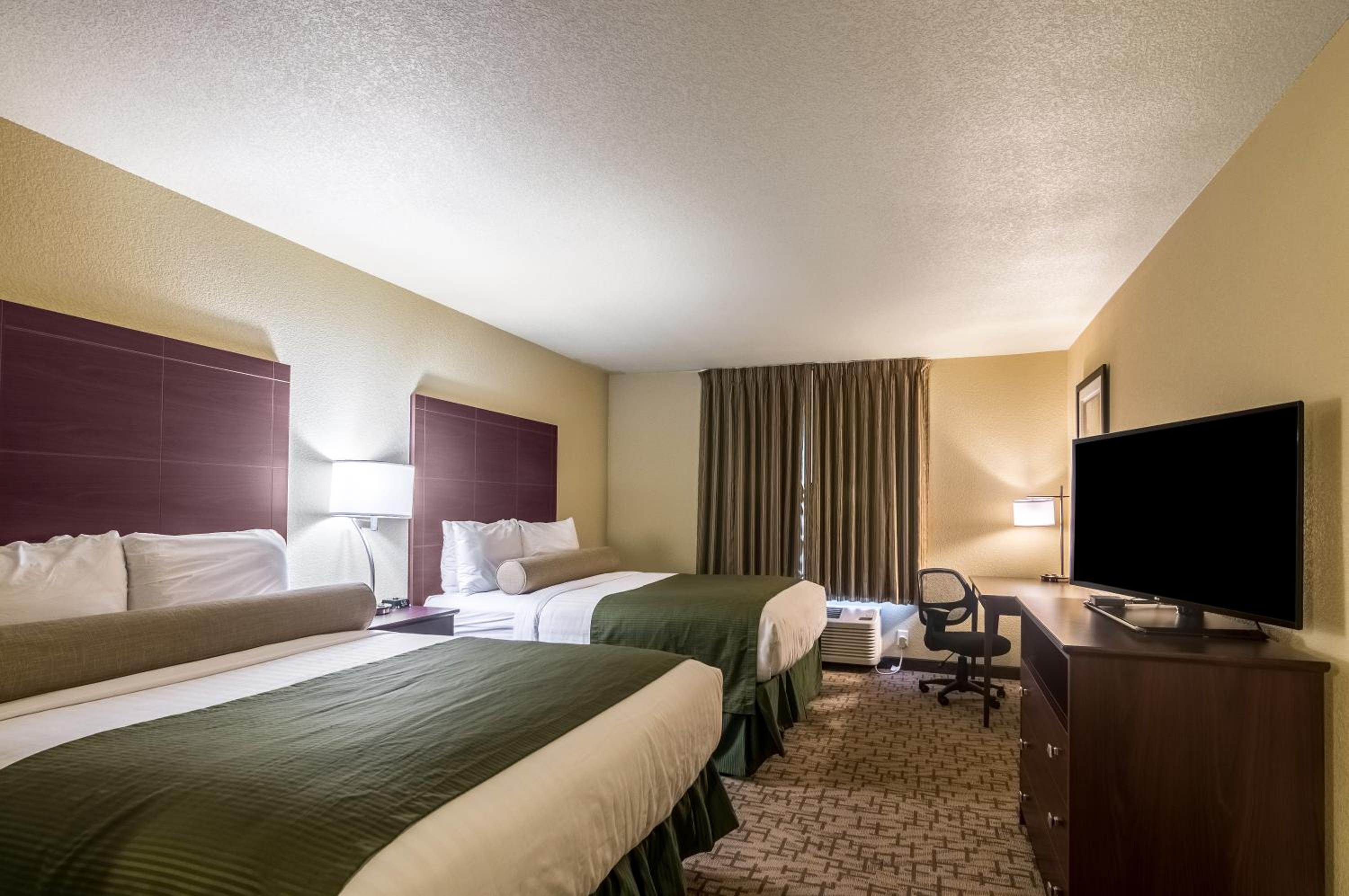 Deluxe Queen Room photo 1