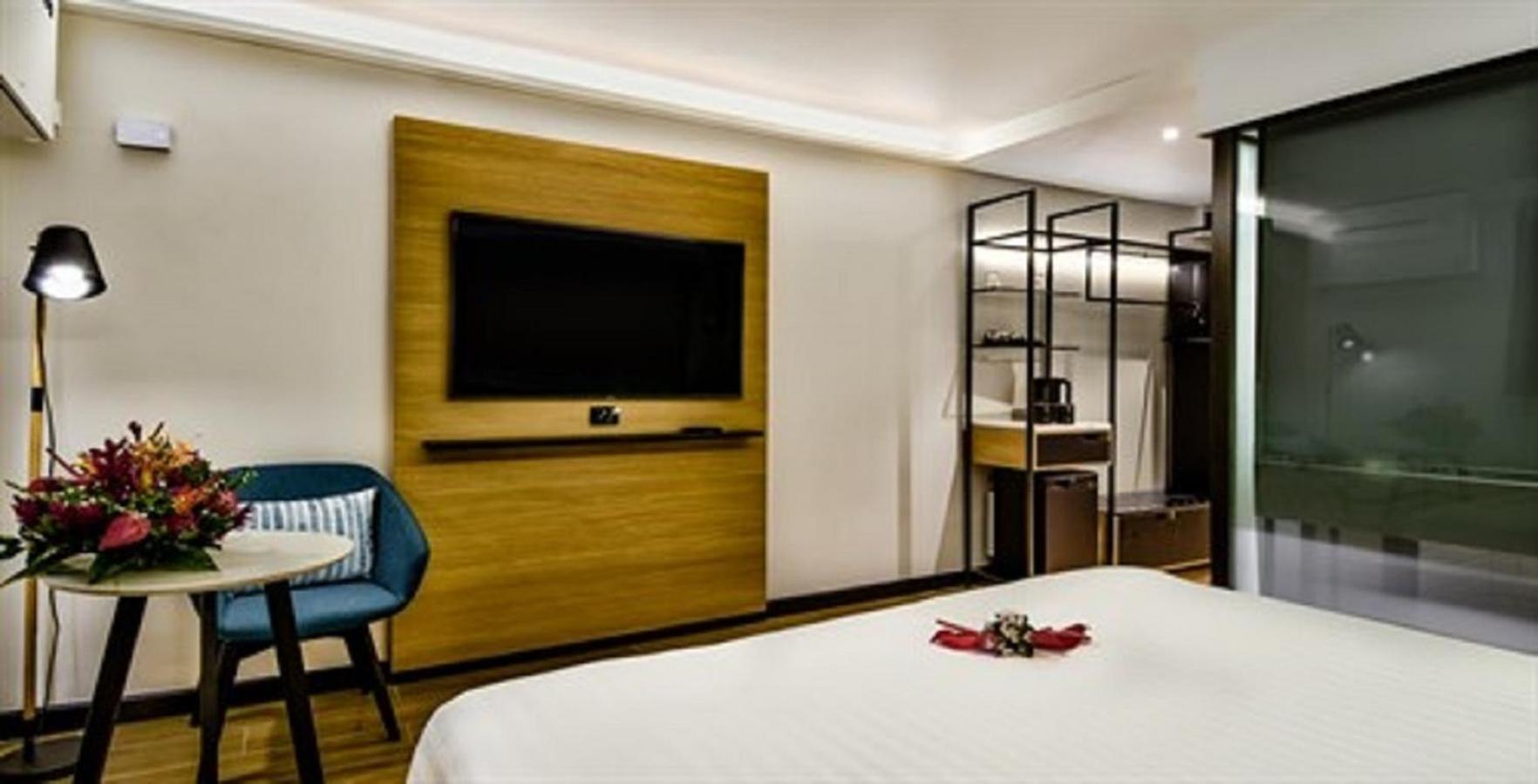 Superior King Room photo 2