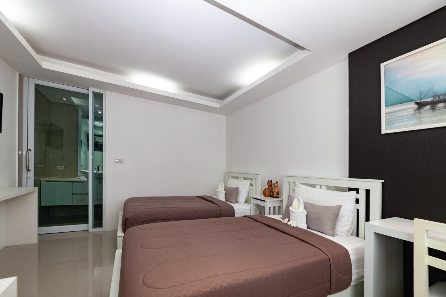 Deluxe Twin Room photo 2