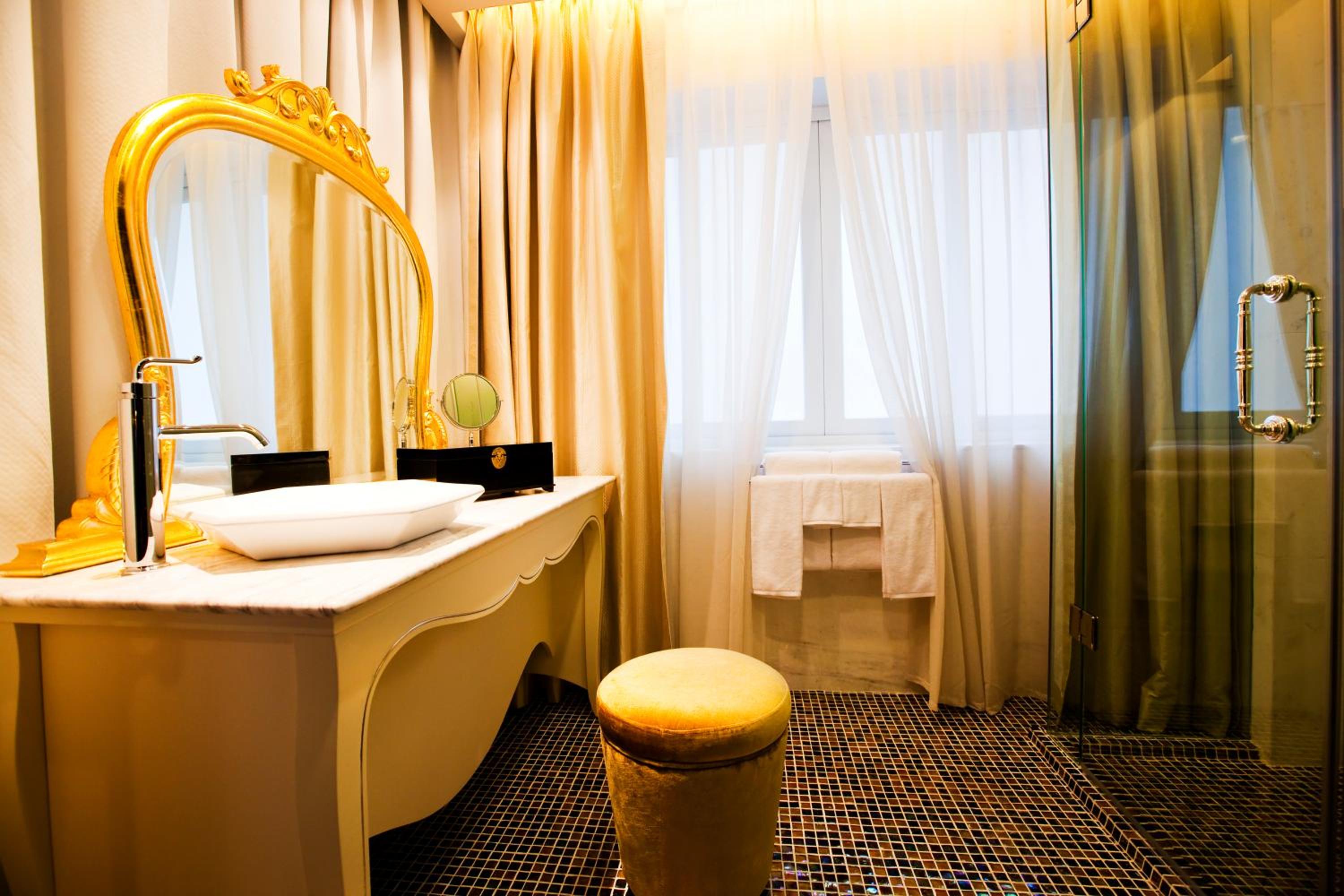  Memorable Package - Grand Deluxe Double Room photo 3