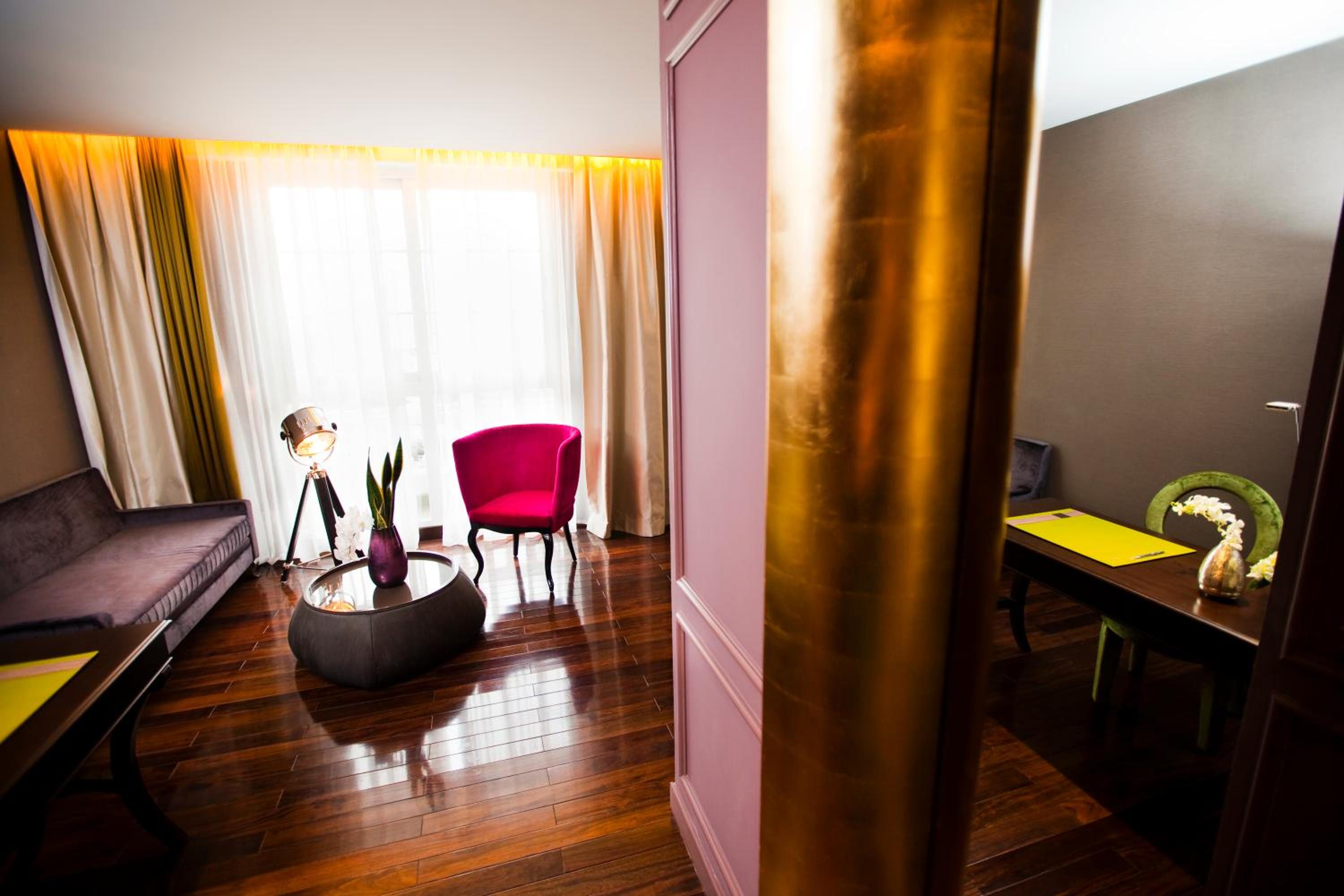 King Suite photo 2