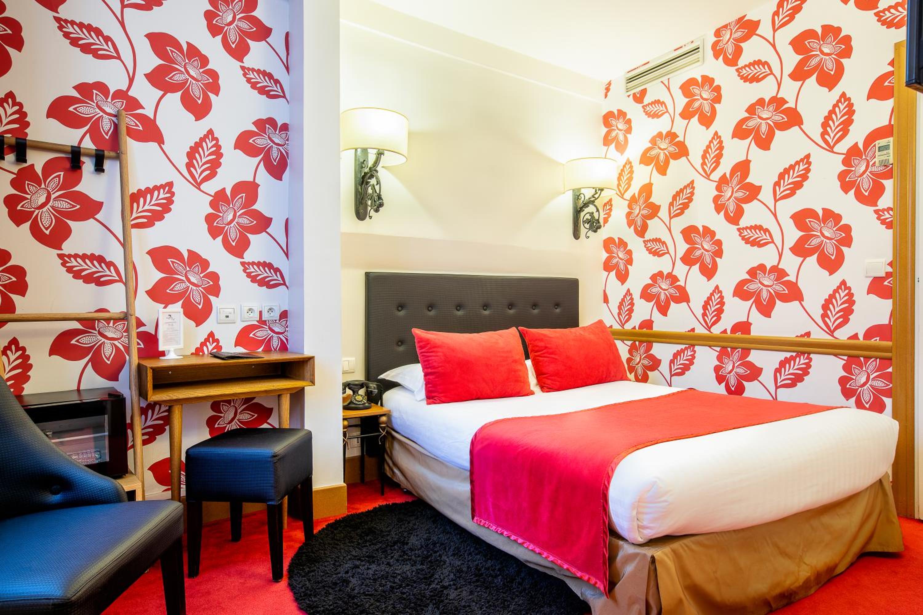 Standard Double Room photo 3