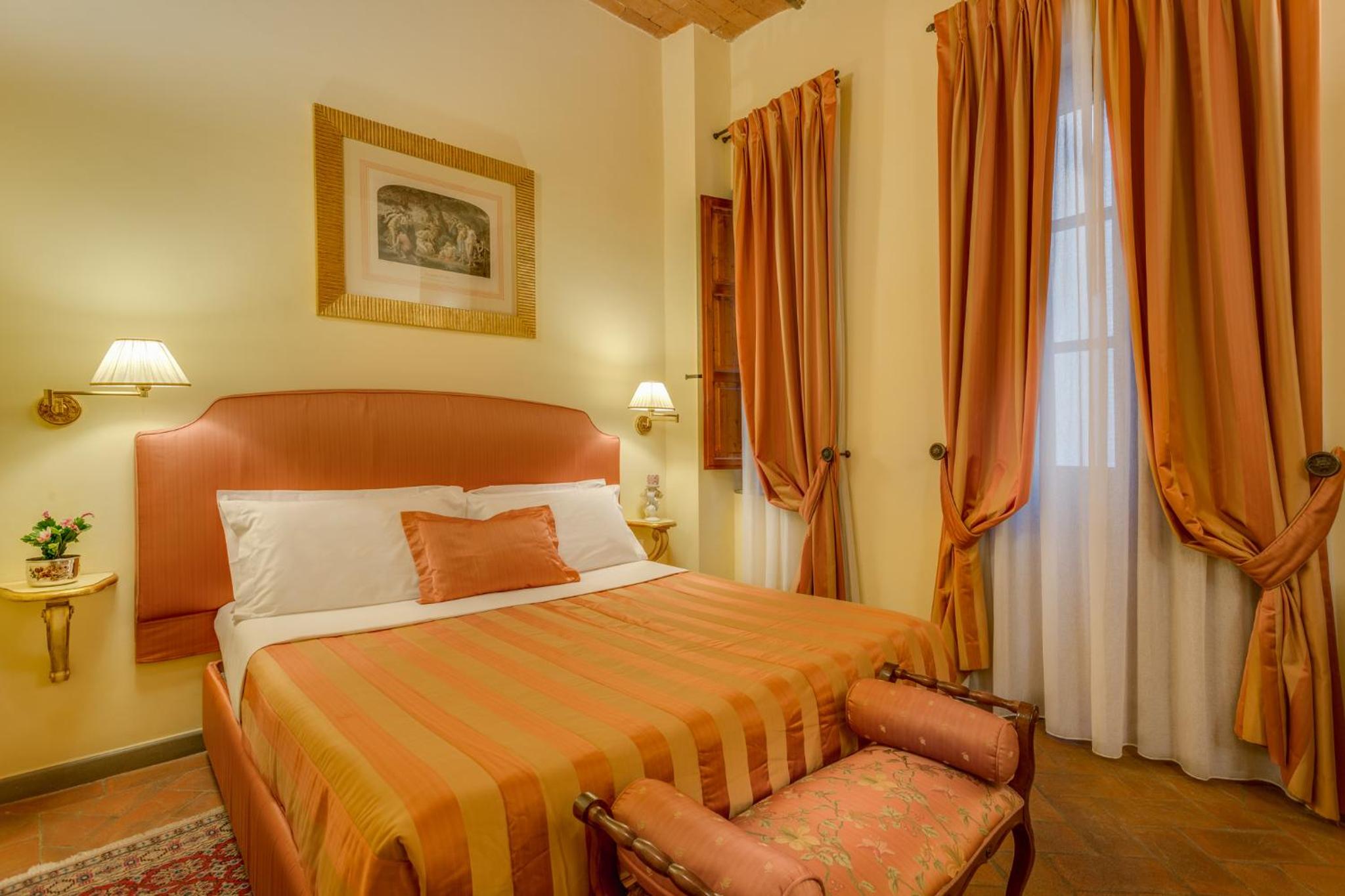 Double Room with Courtyard View photo 1