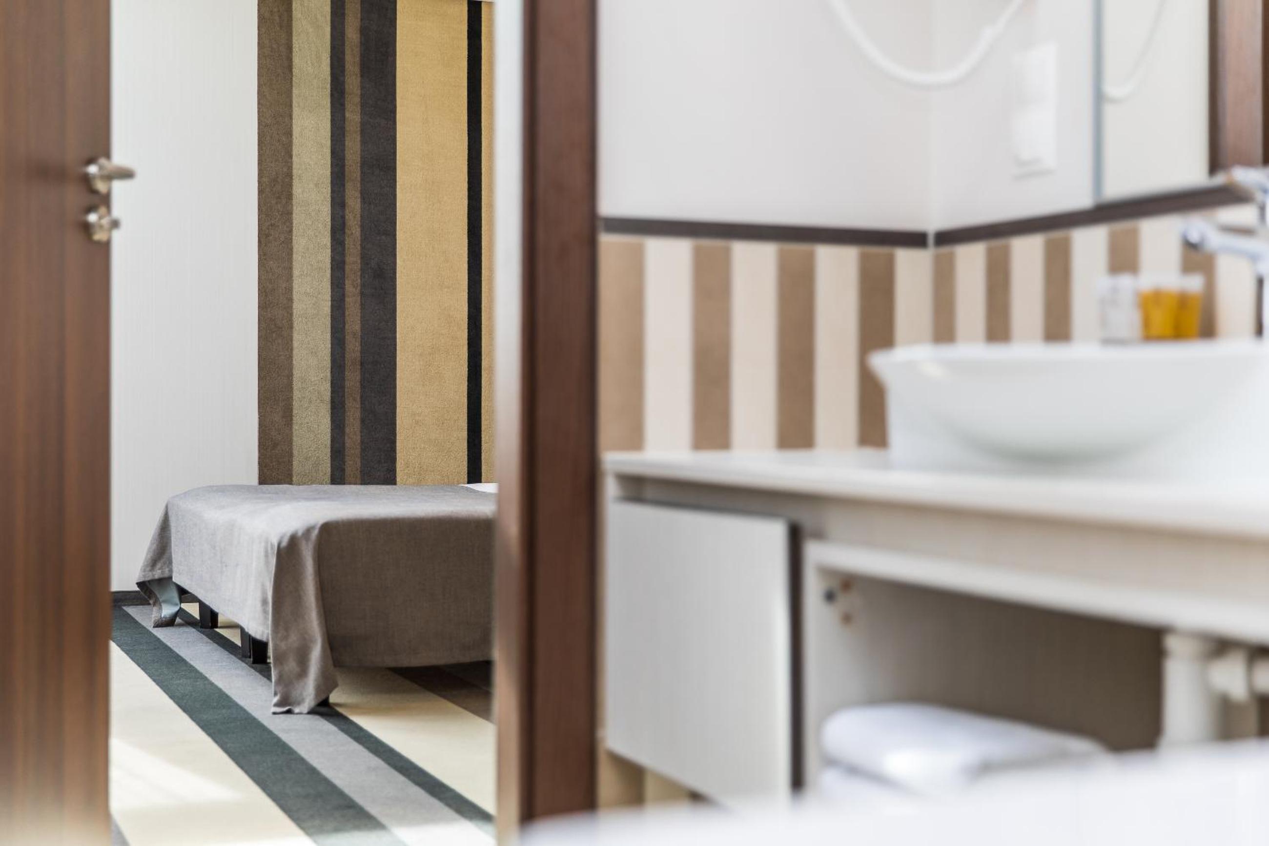 Mini Deluxe Double Room