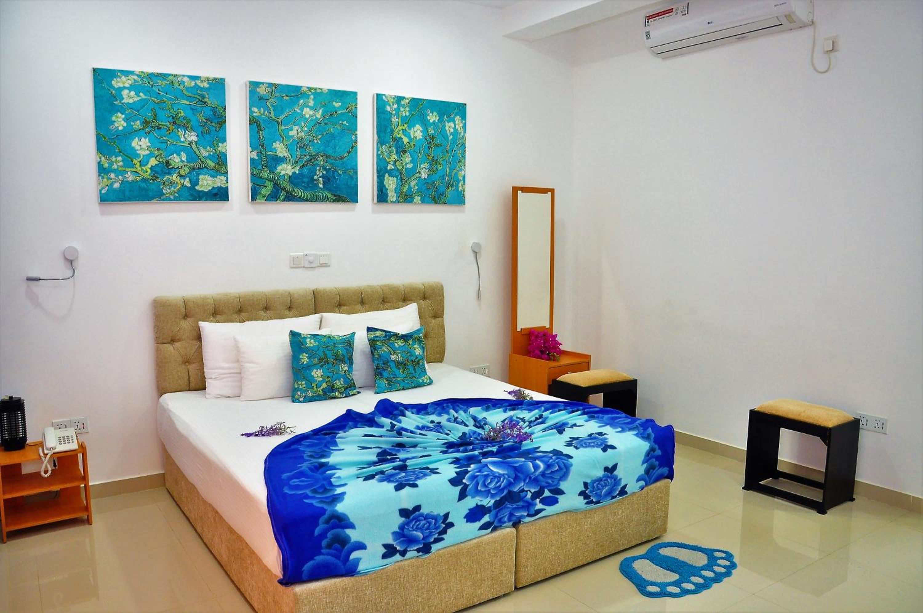 Standard Double or Twin Room with Balcony photo 2