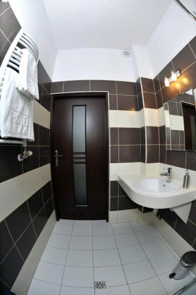 Classic Triple Room - Photo 4