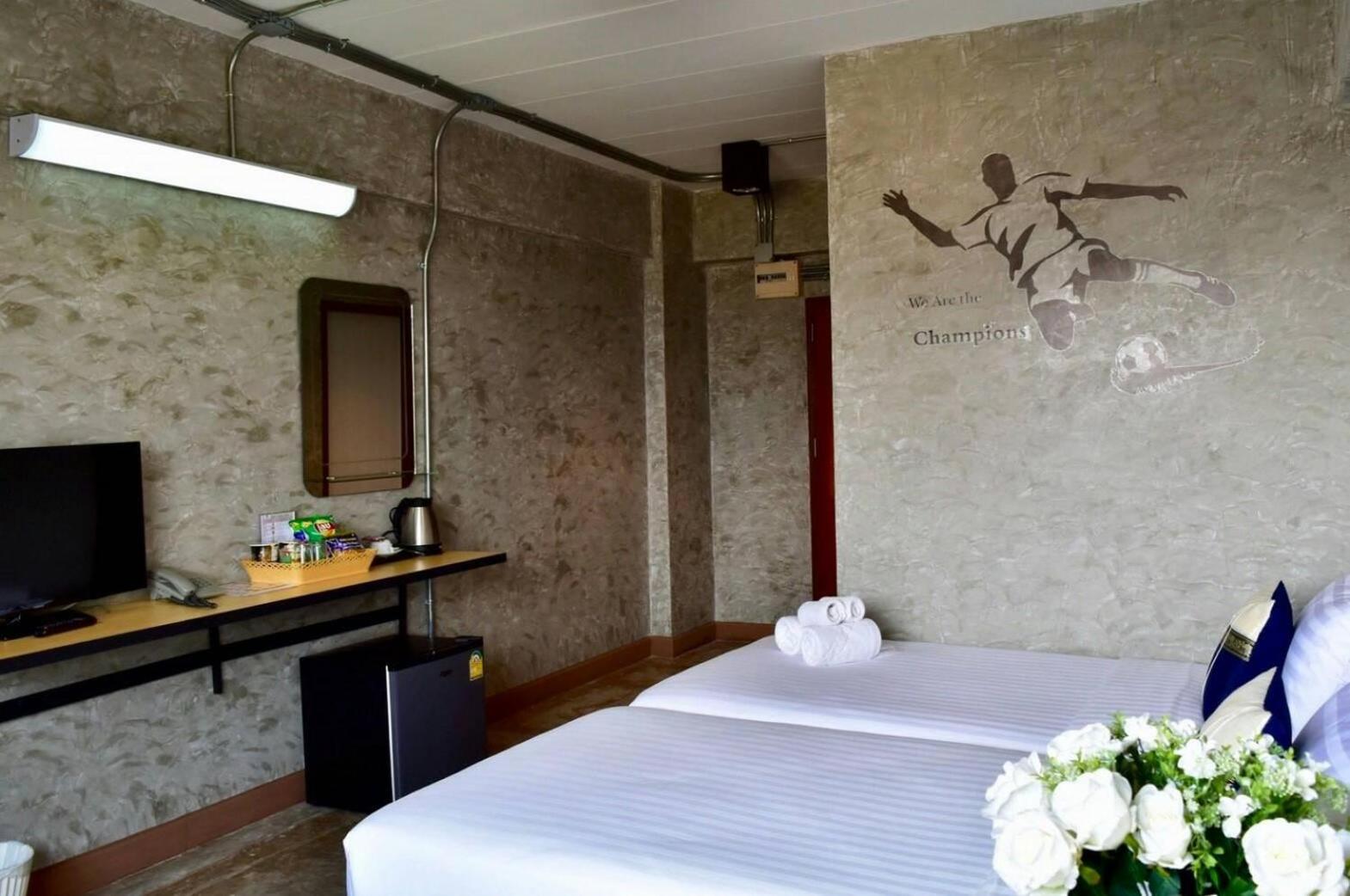 Deluxe Twin Room photo 3