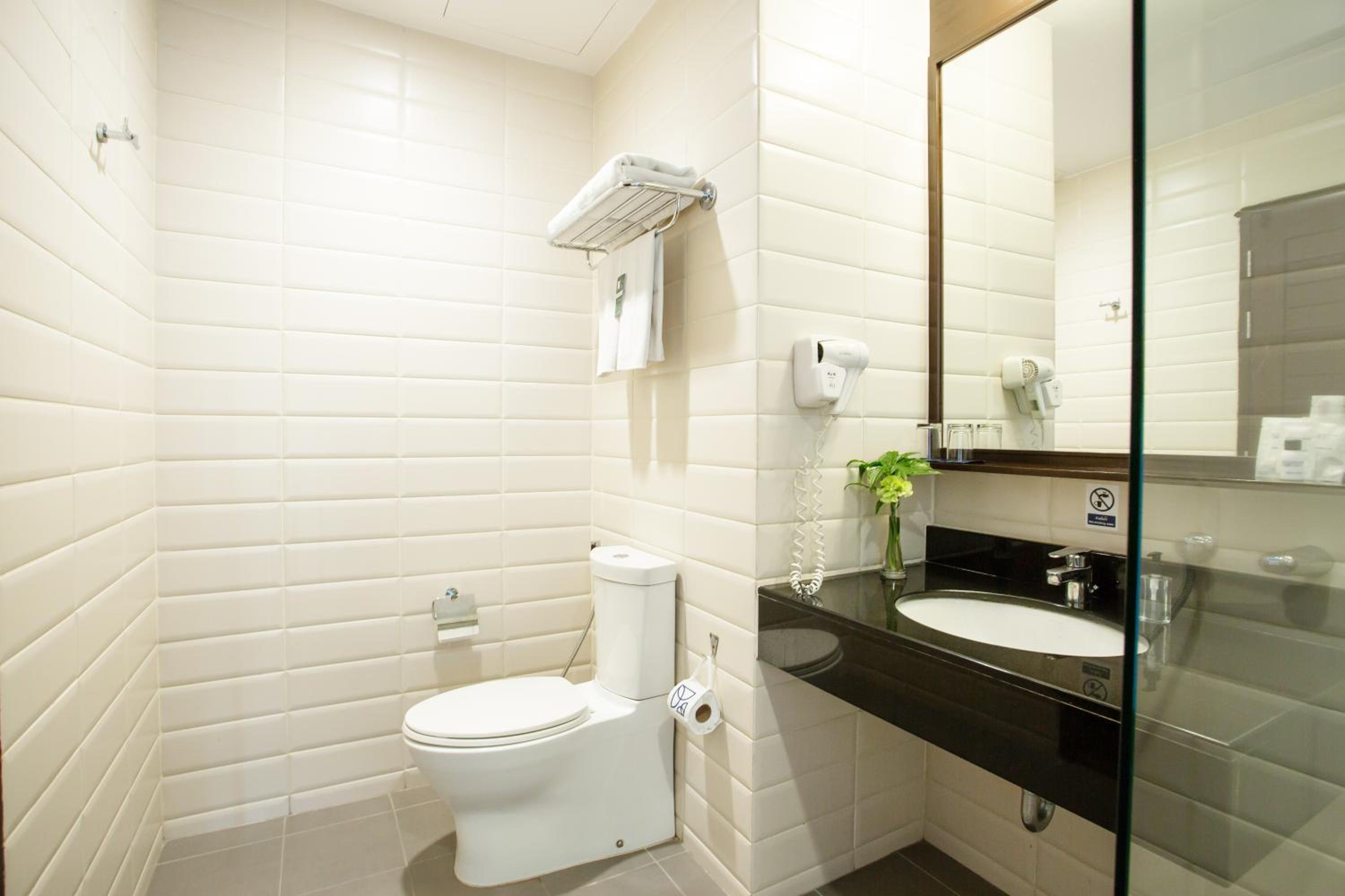 Deluxe Double or Twin Room photo 3