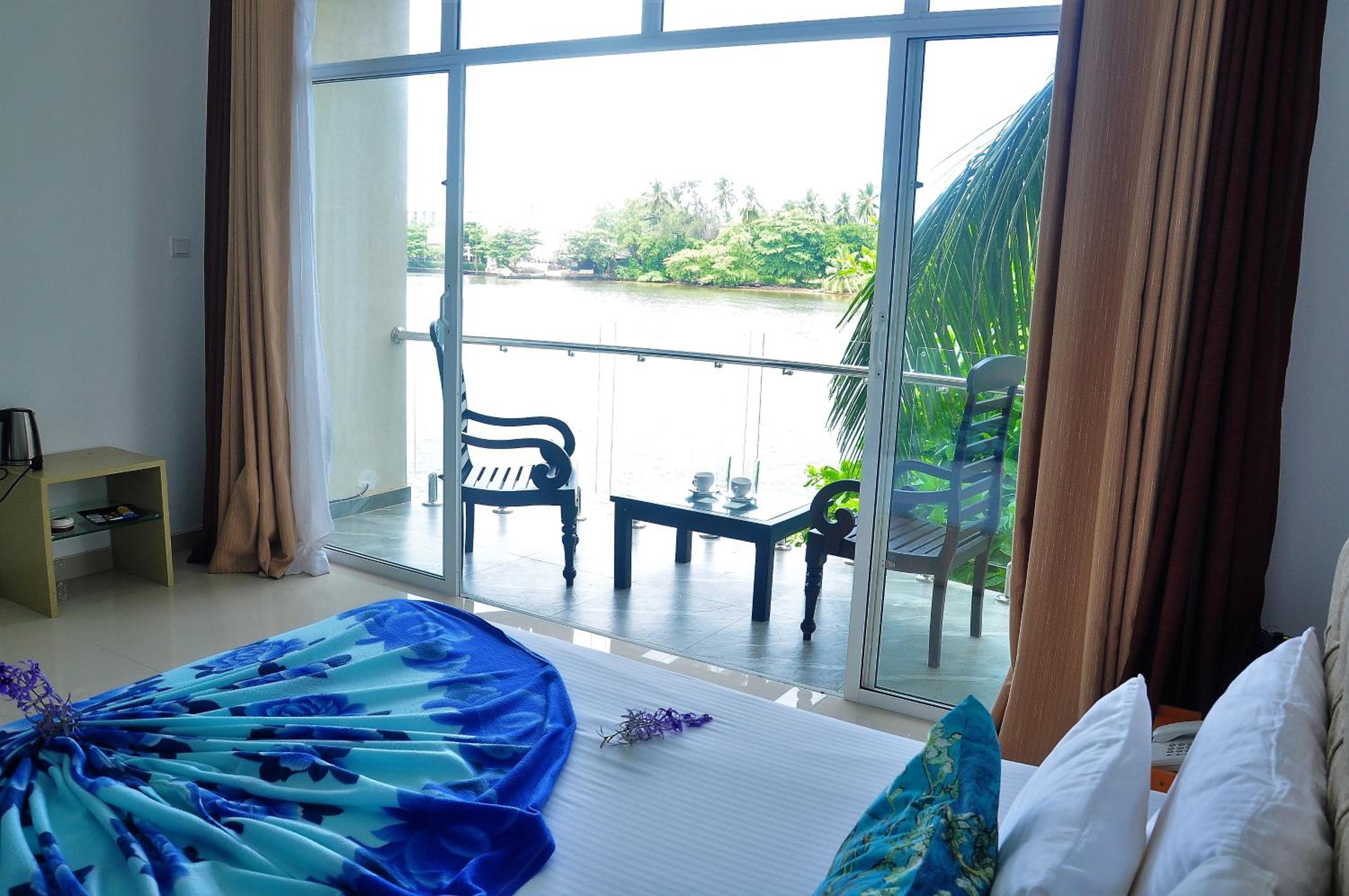 Standard Double or Twin Room with Balcony photo 3