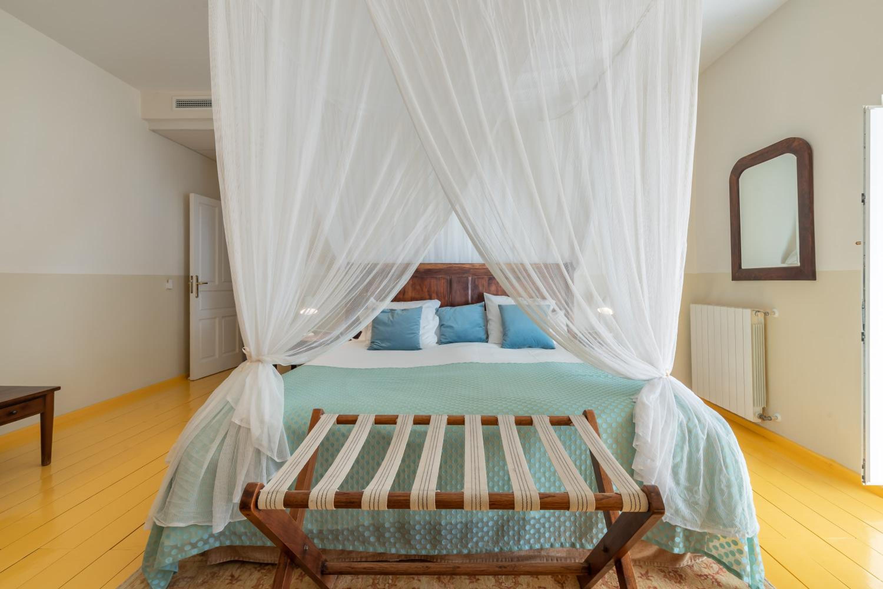Double Room - Photo 14