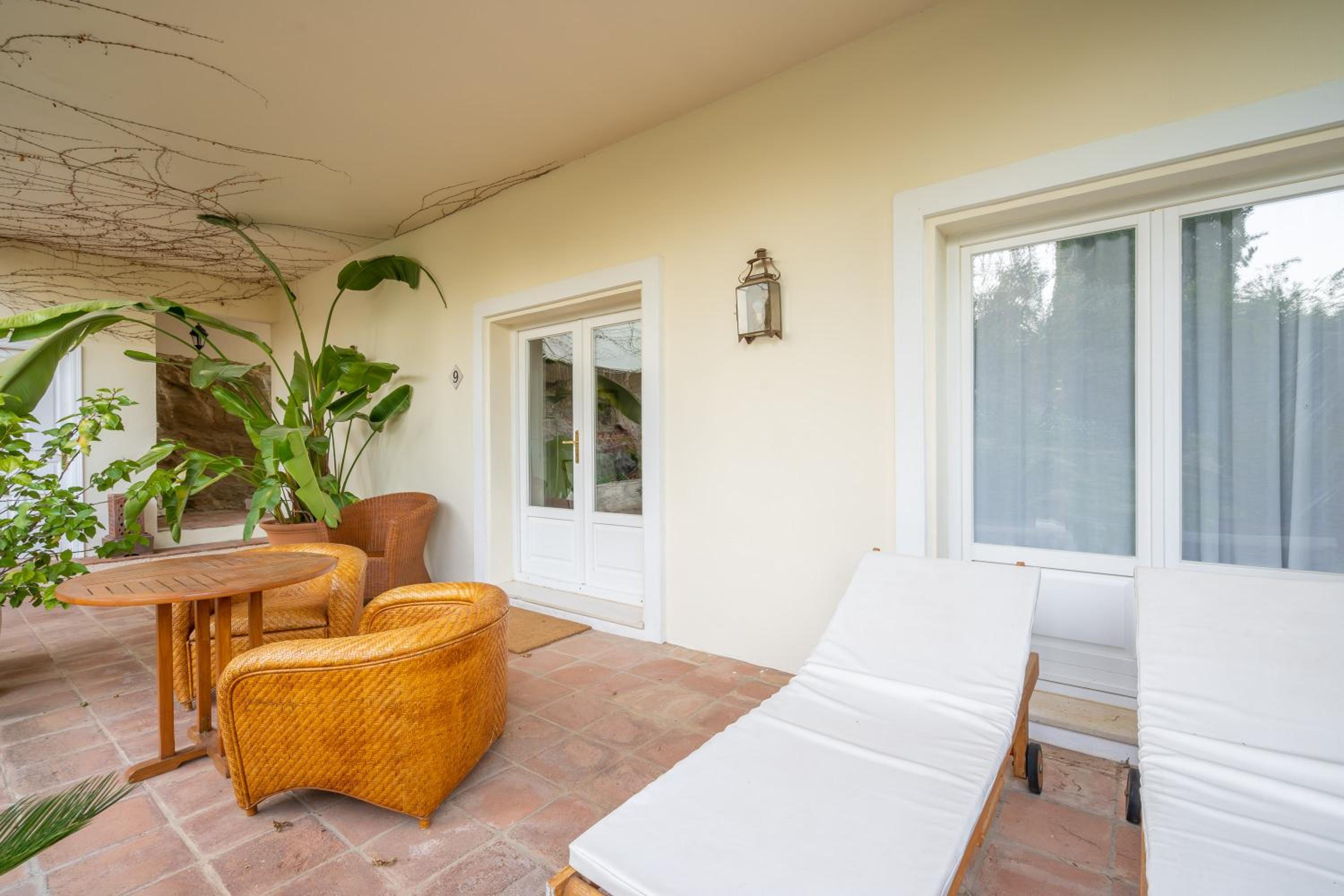 Suite with Terrace - Photo 16