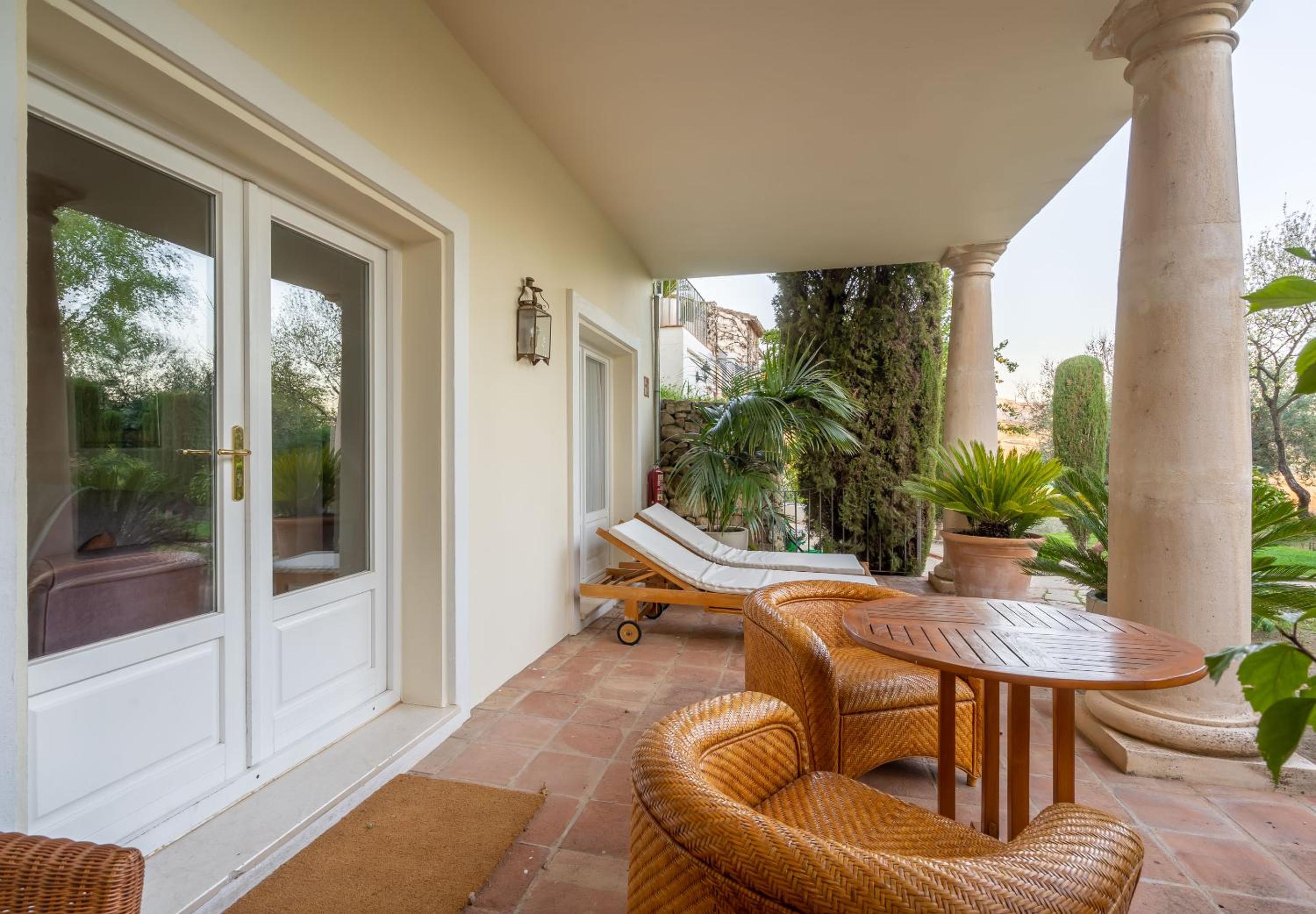 Suite with Terrace - Photo 6