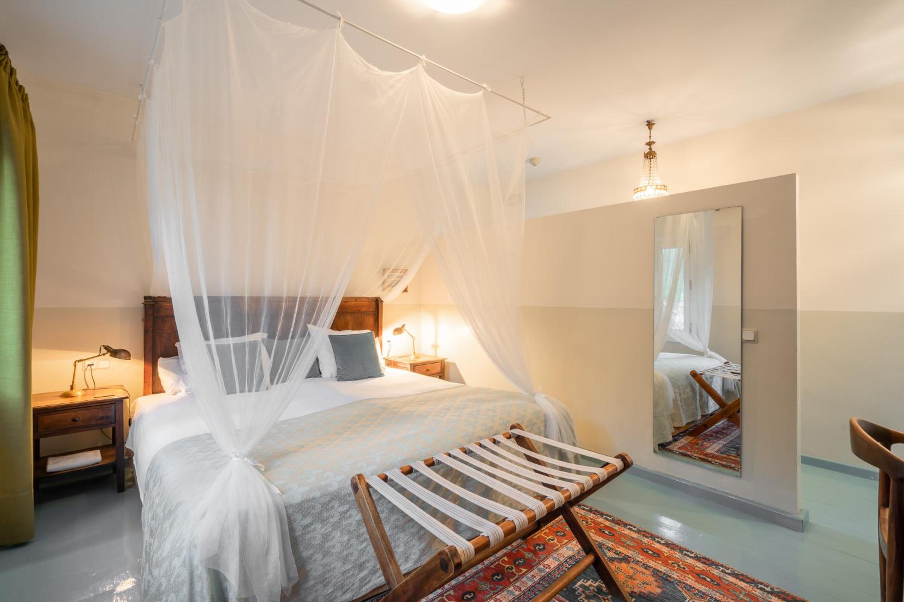 Suite with Terrace - Photo 17