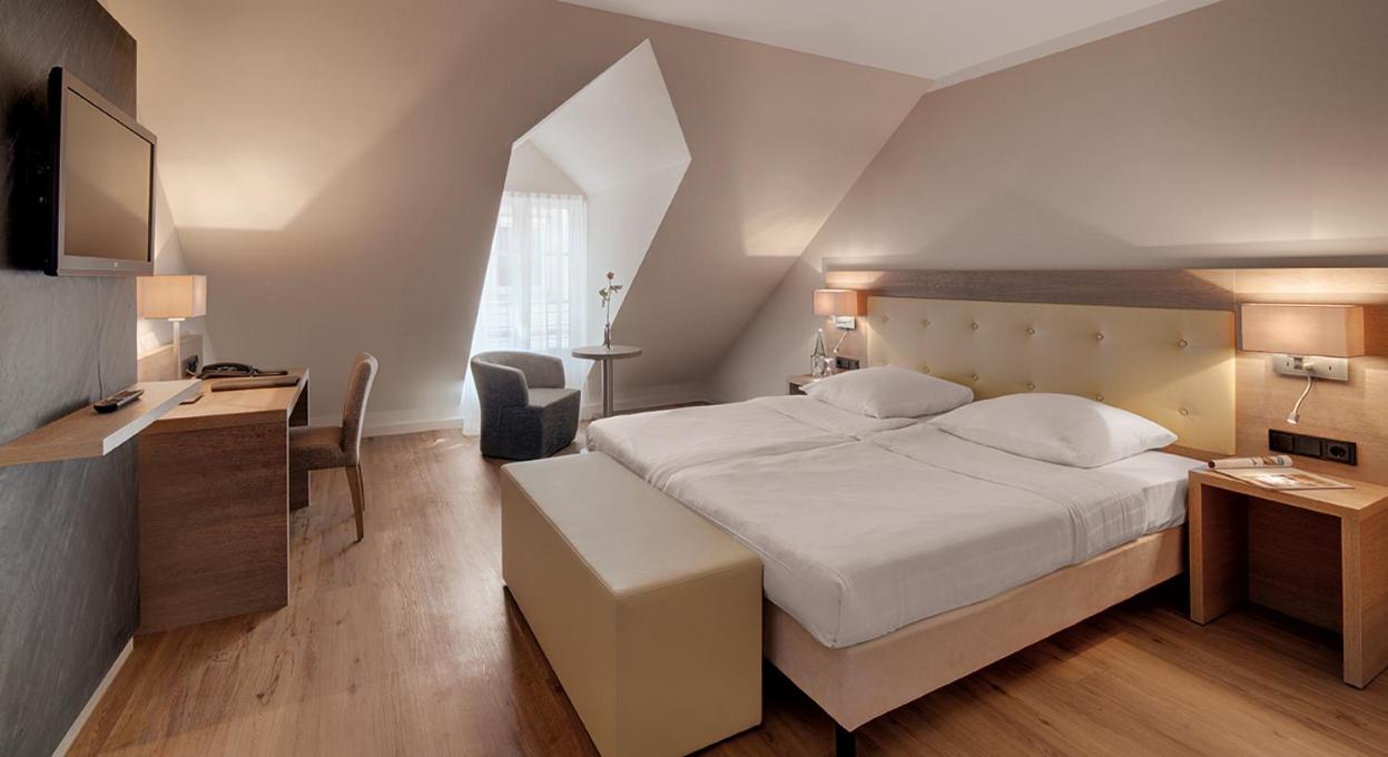 Double Room - Photo 4