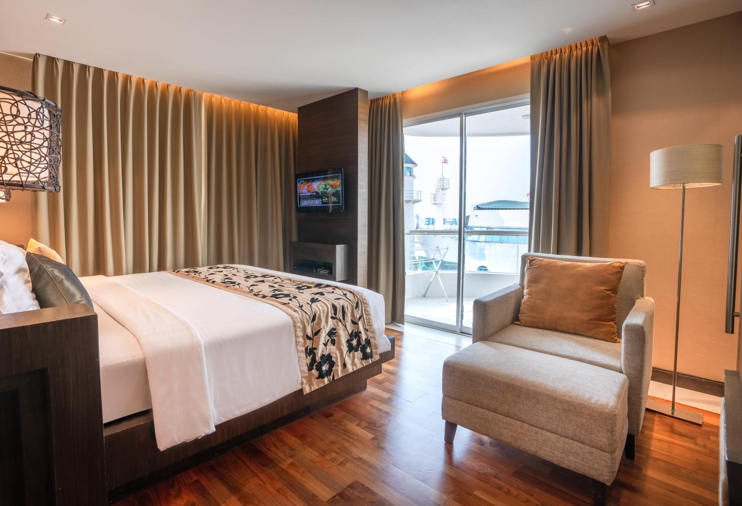 Ocean View Suite - Photo 1