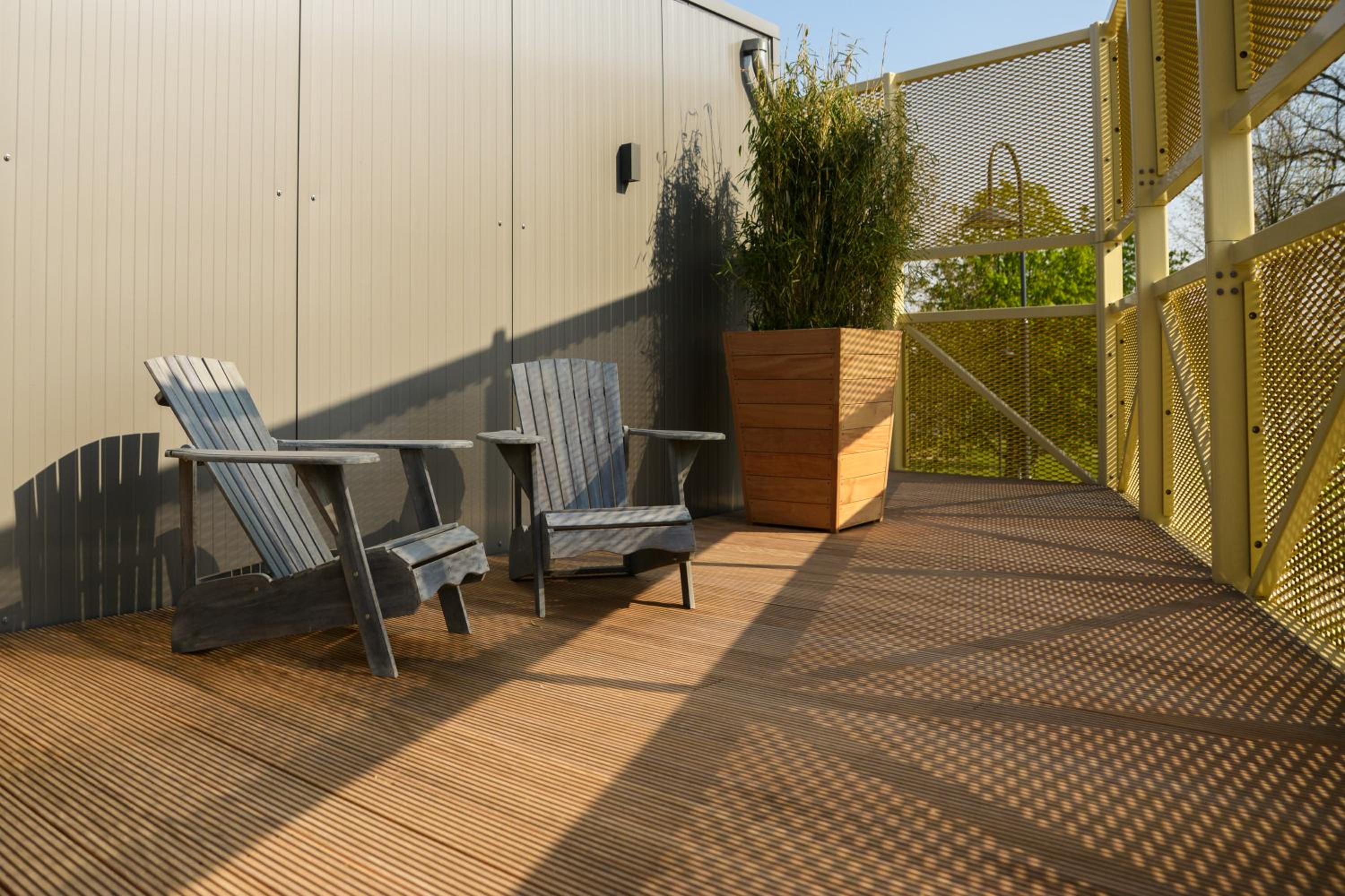 Deluxe Double Room with Balcony - Photo 2