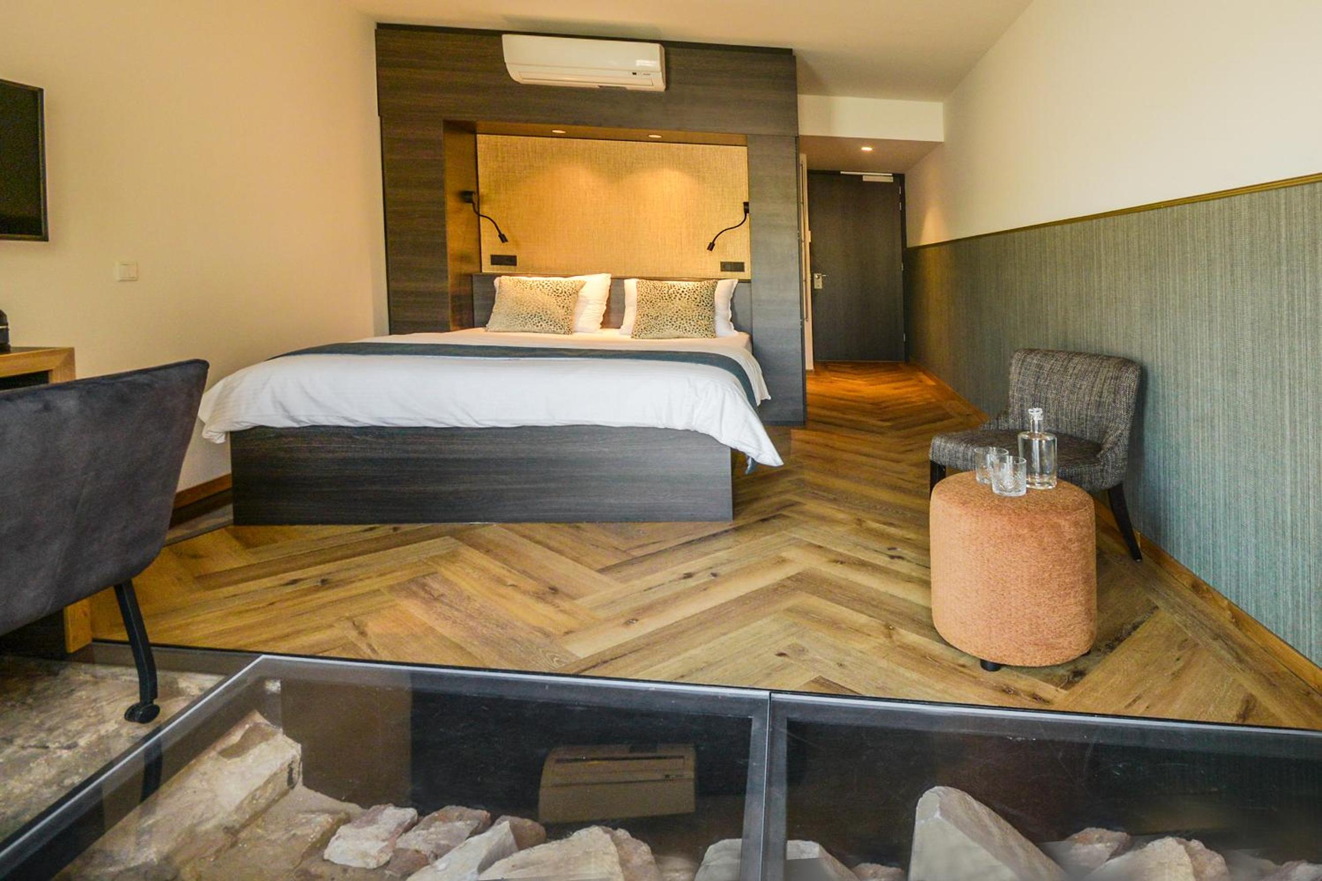 Large Double Room - Photo 2