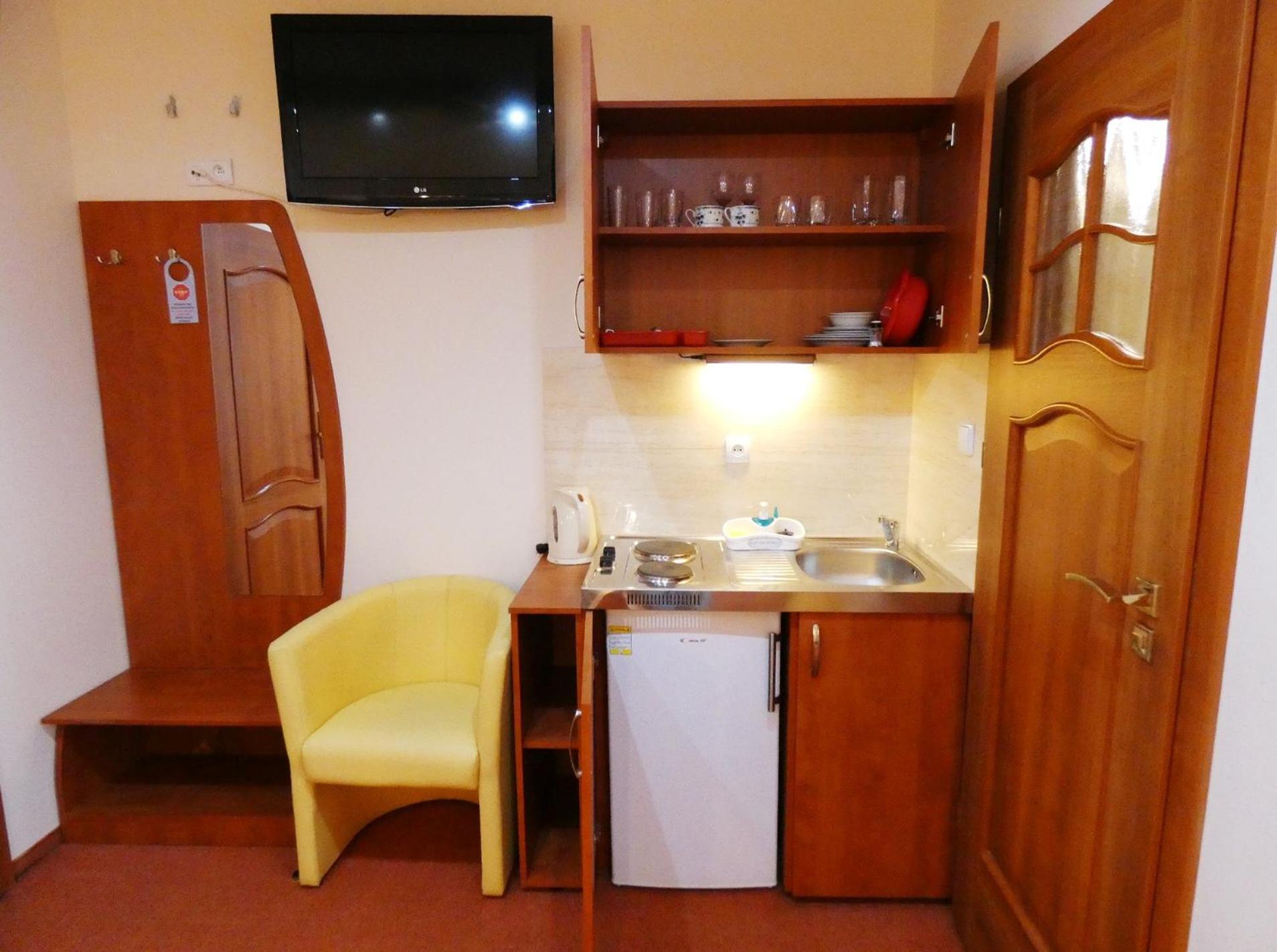 Superior Triple Room - Photo 10