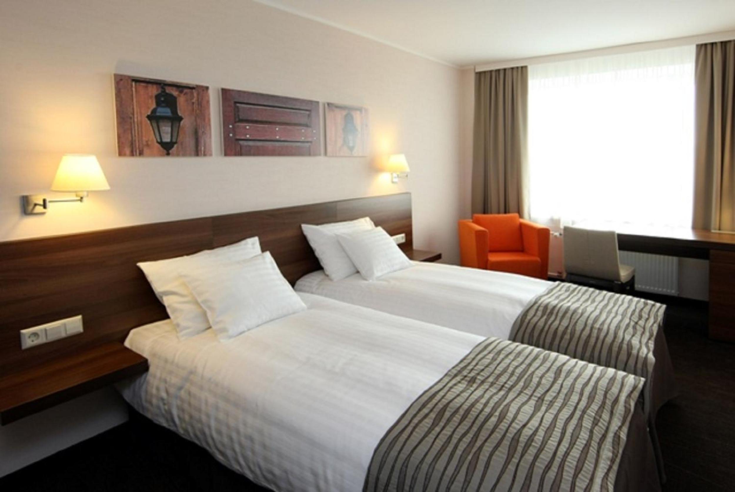 Superior Double or Twin Room photo 2