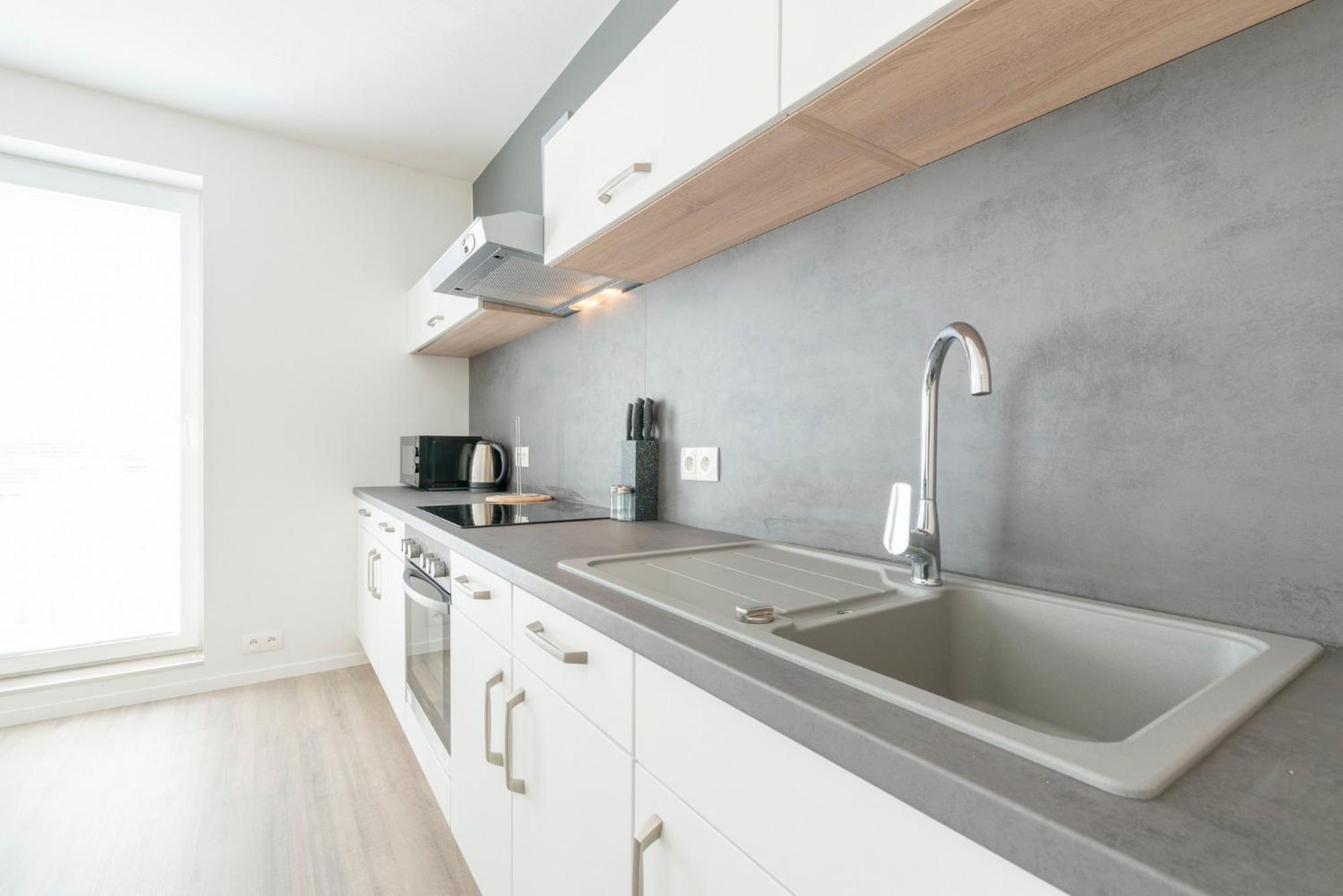 One-Bedroom Apartment - Photo 9