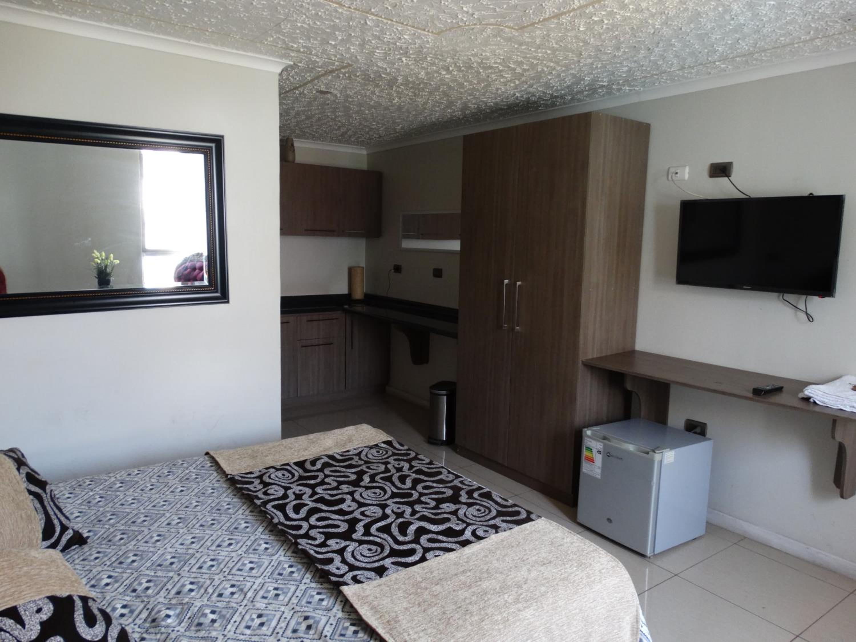 One-Bedroom Suite photo 1