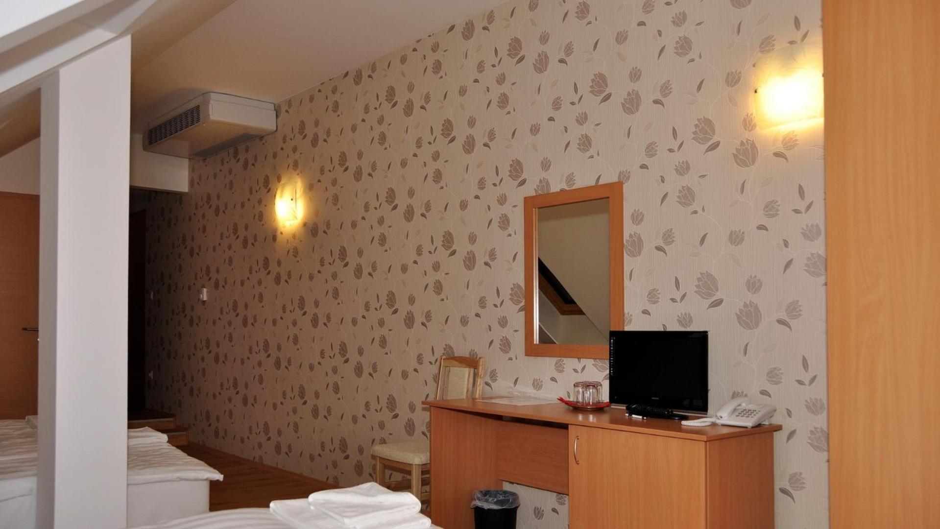 Quadruple Room photo 1
