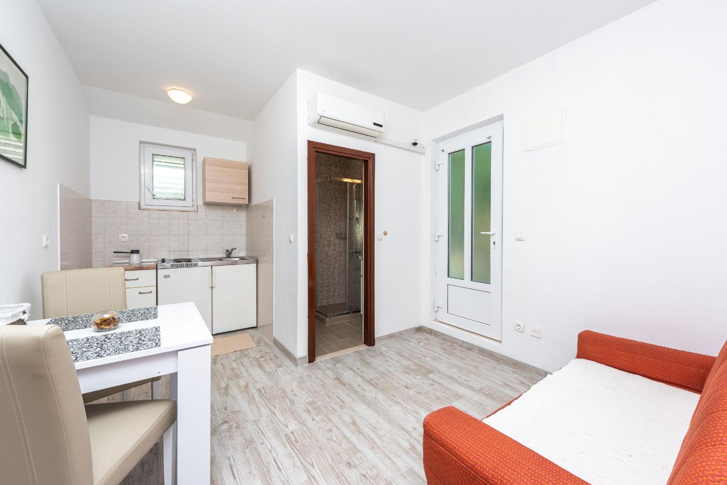 Studio Apartment with Sea View