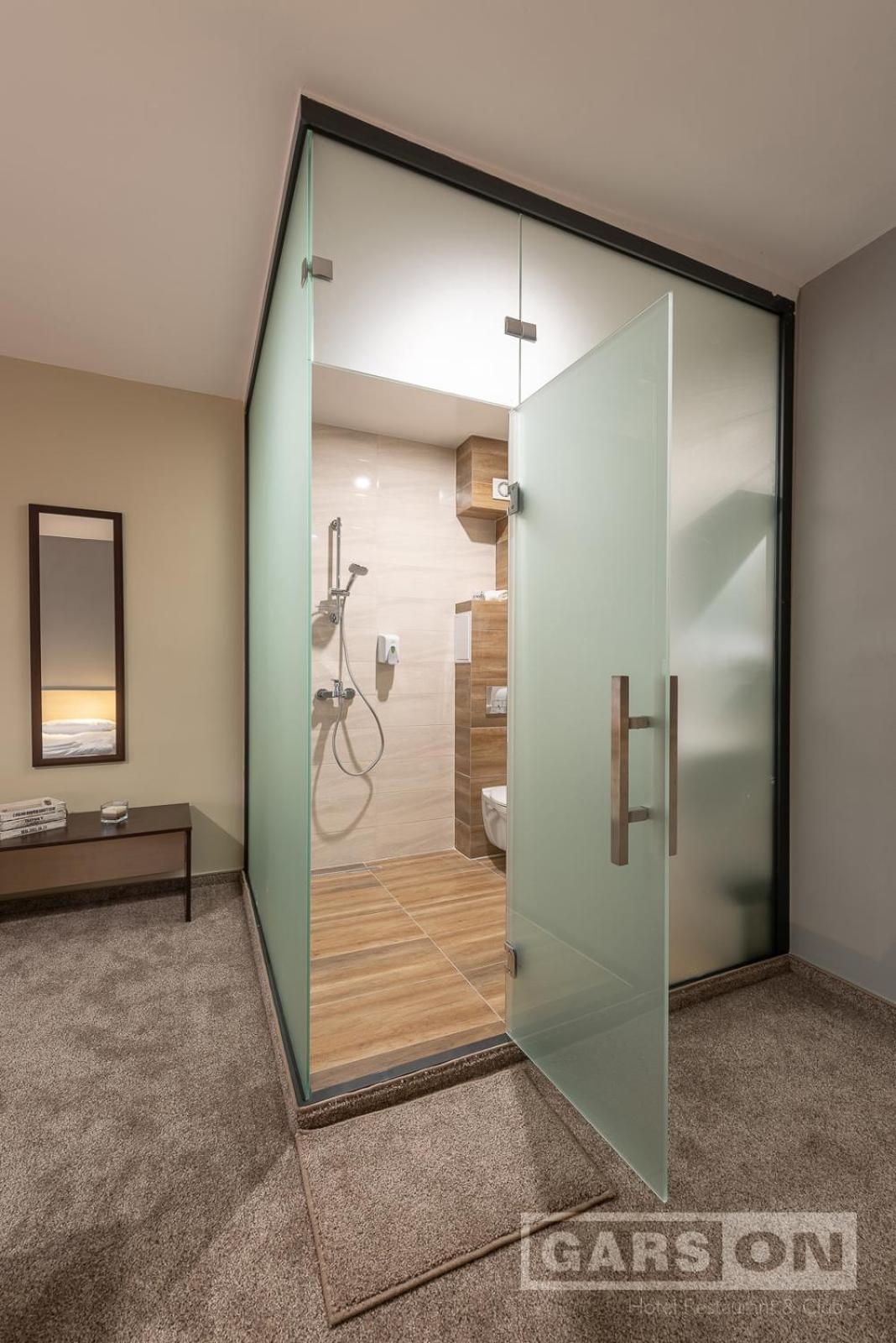 Double Room - Photo 12