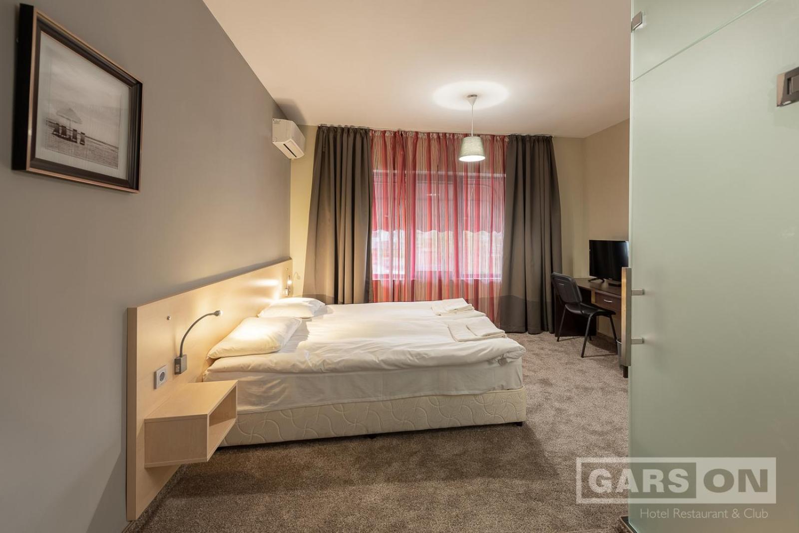 Double Room - Photo 2