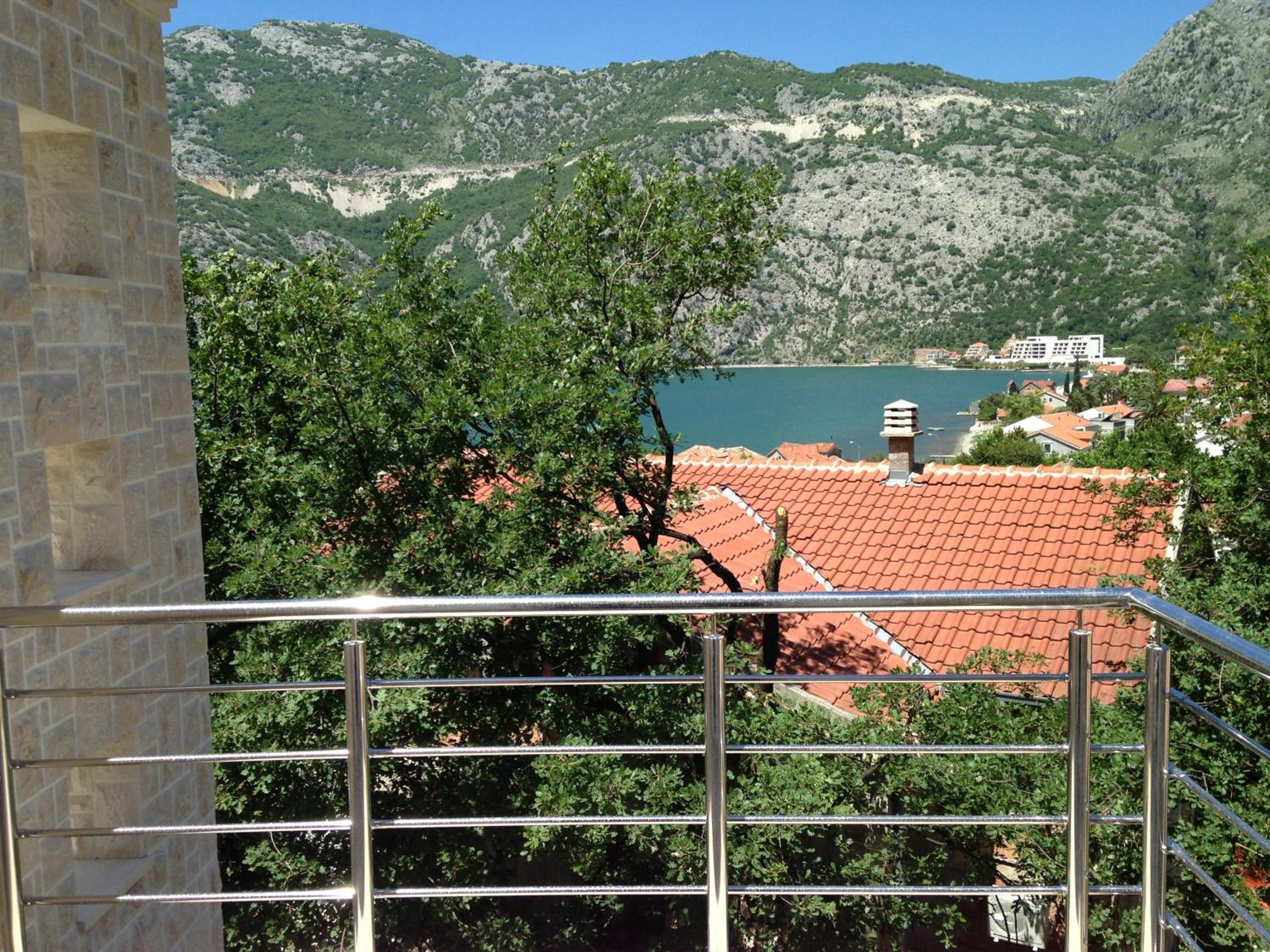 Duplex Apartment with Balcony and Sea View (6 Adults) photo 2