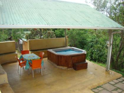 Family Room - Photo 5