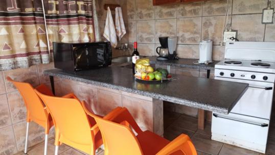 Family Room - Photo 14