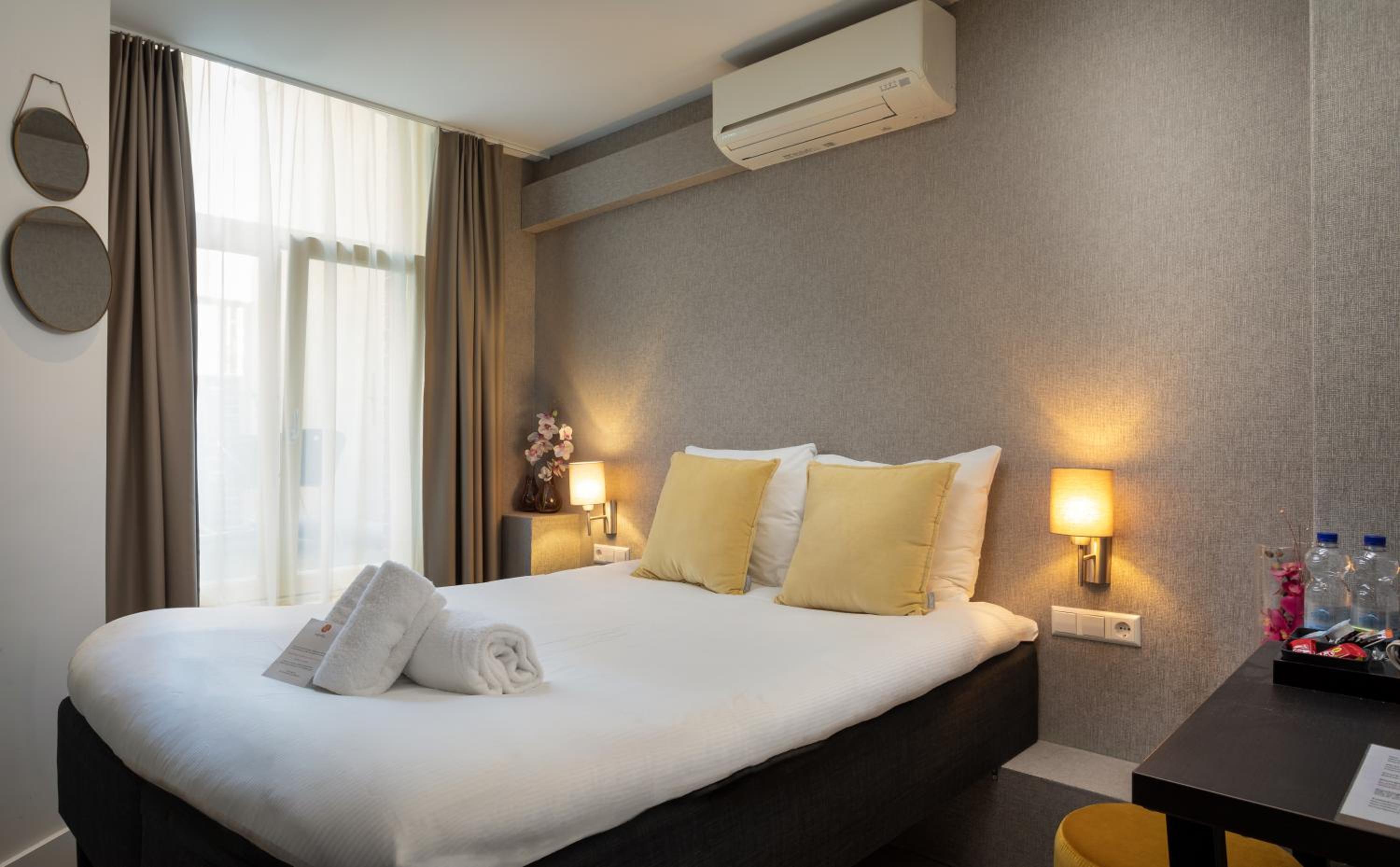 Small Standard Double Room photo 1