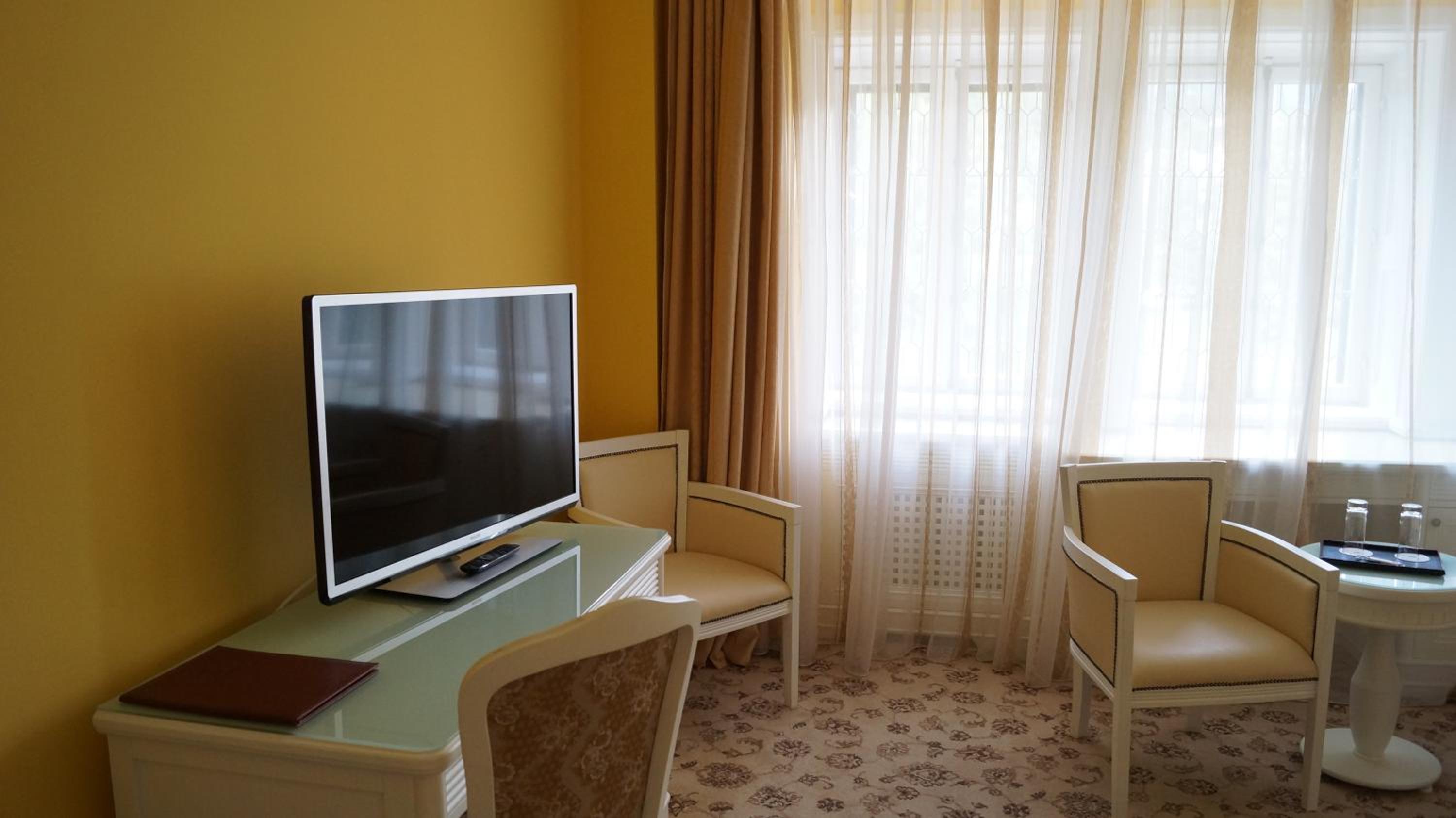 Superior Double Room - Photo 1