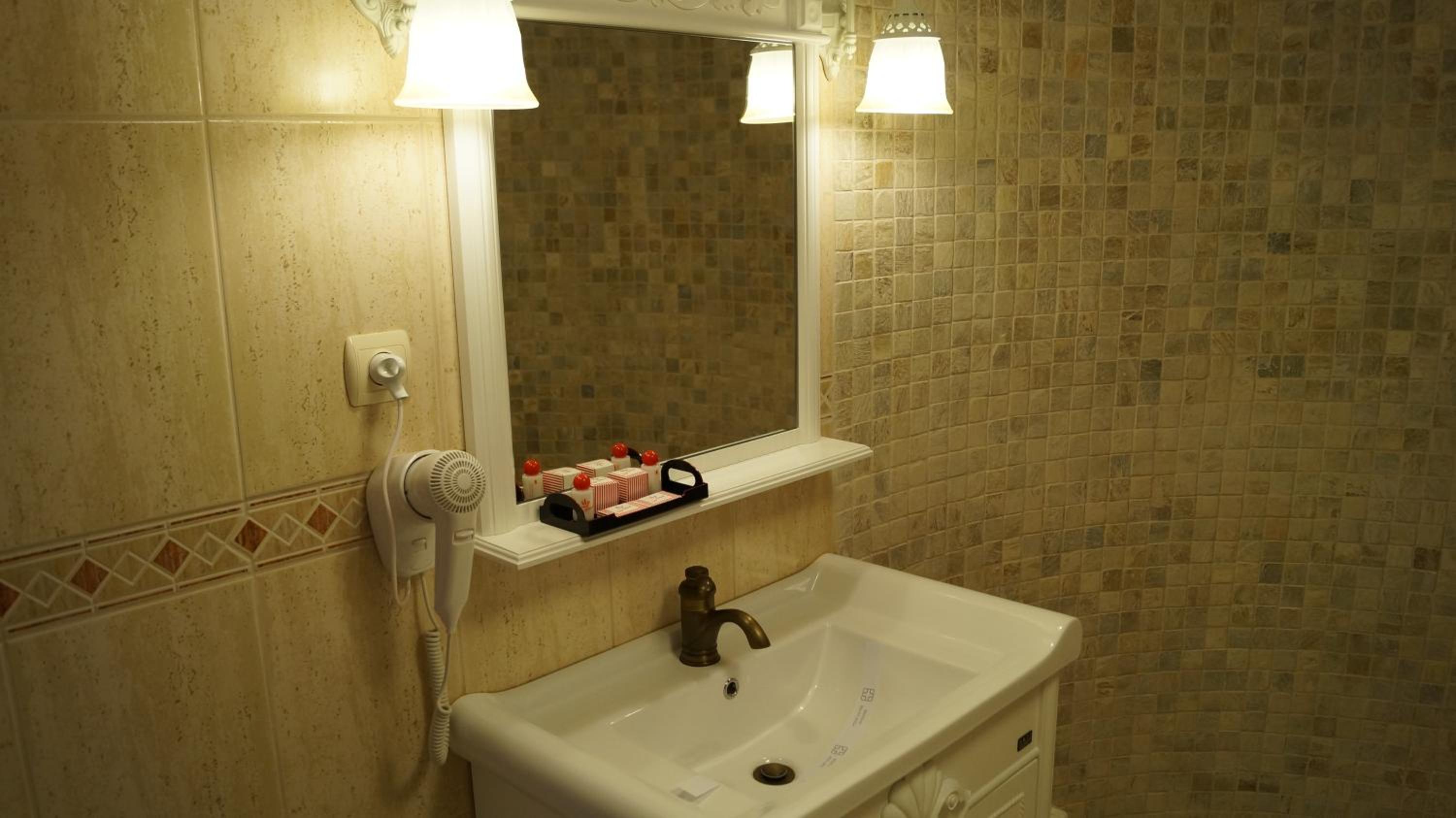 Superior Double Room - Photo 7