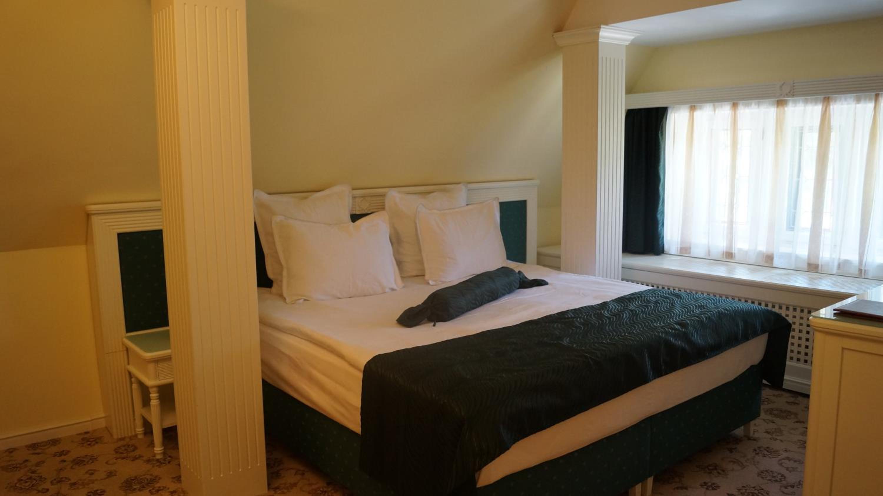 Standard Suite - Photo 8