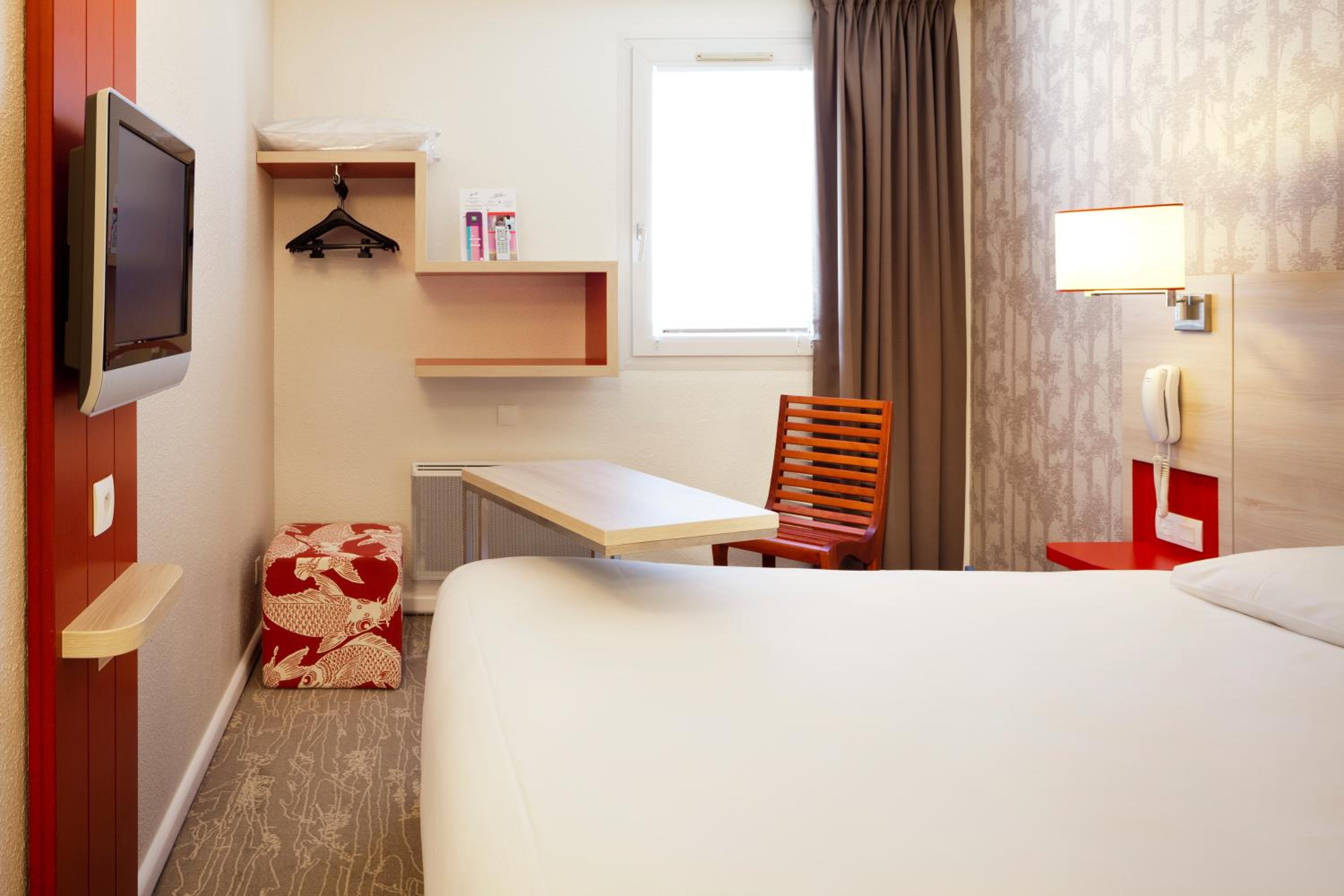 Standard Double Room - Photo 5