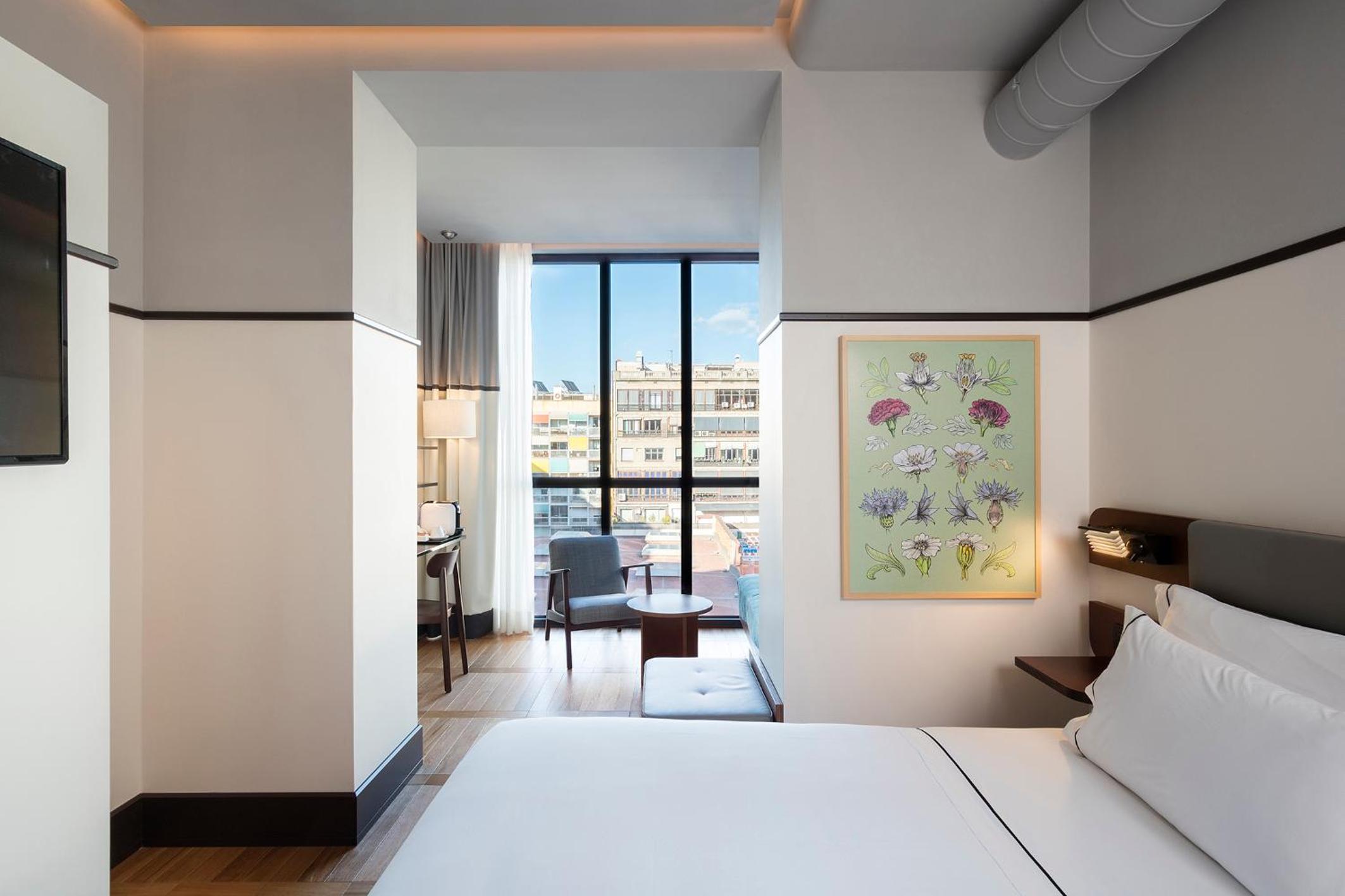 Superior Double or Twin Room photo 2