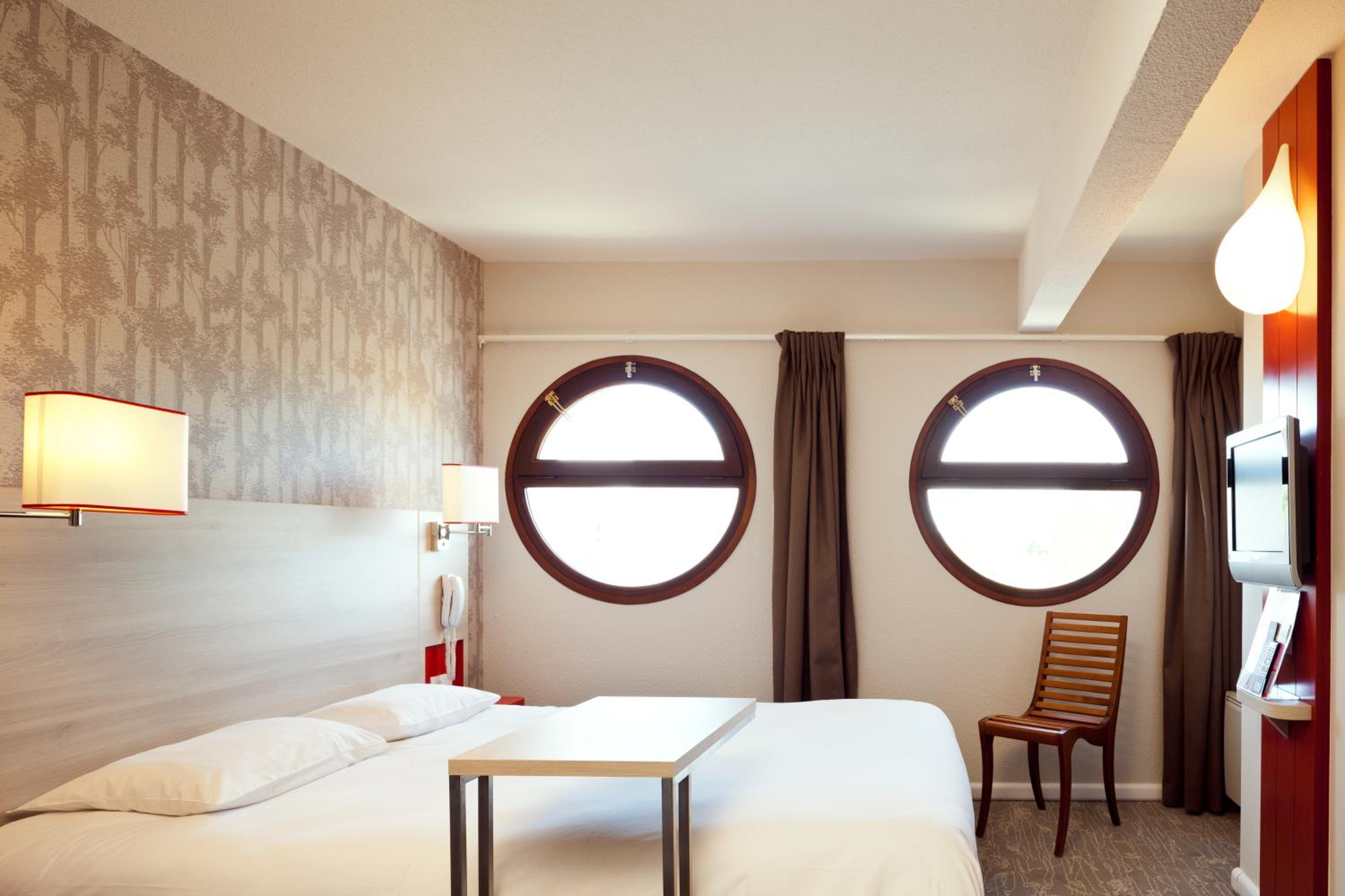 Standard Double Room - Photo 2