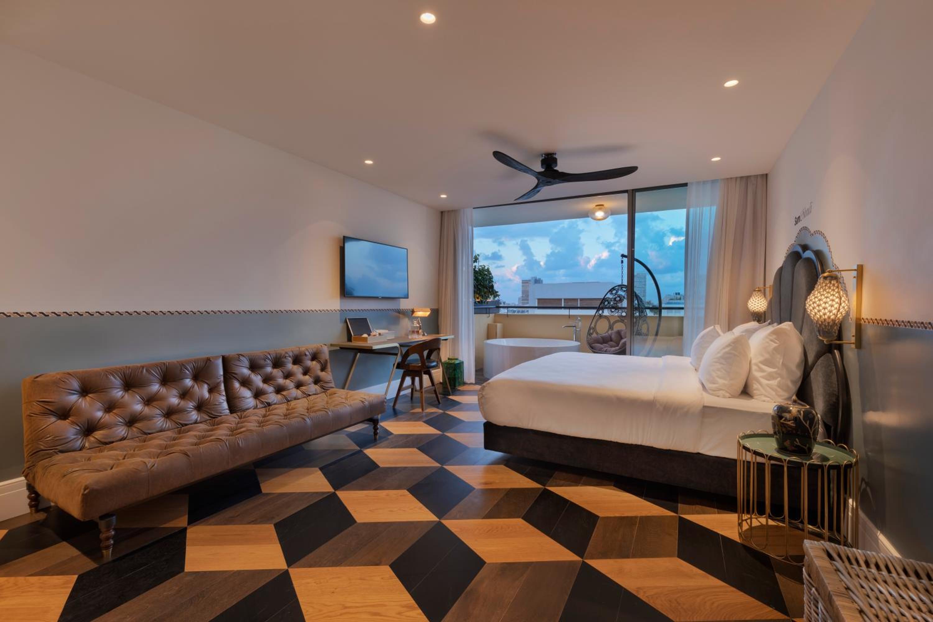 Terrace Suite - Photo 11